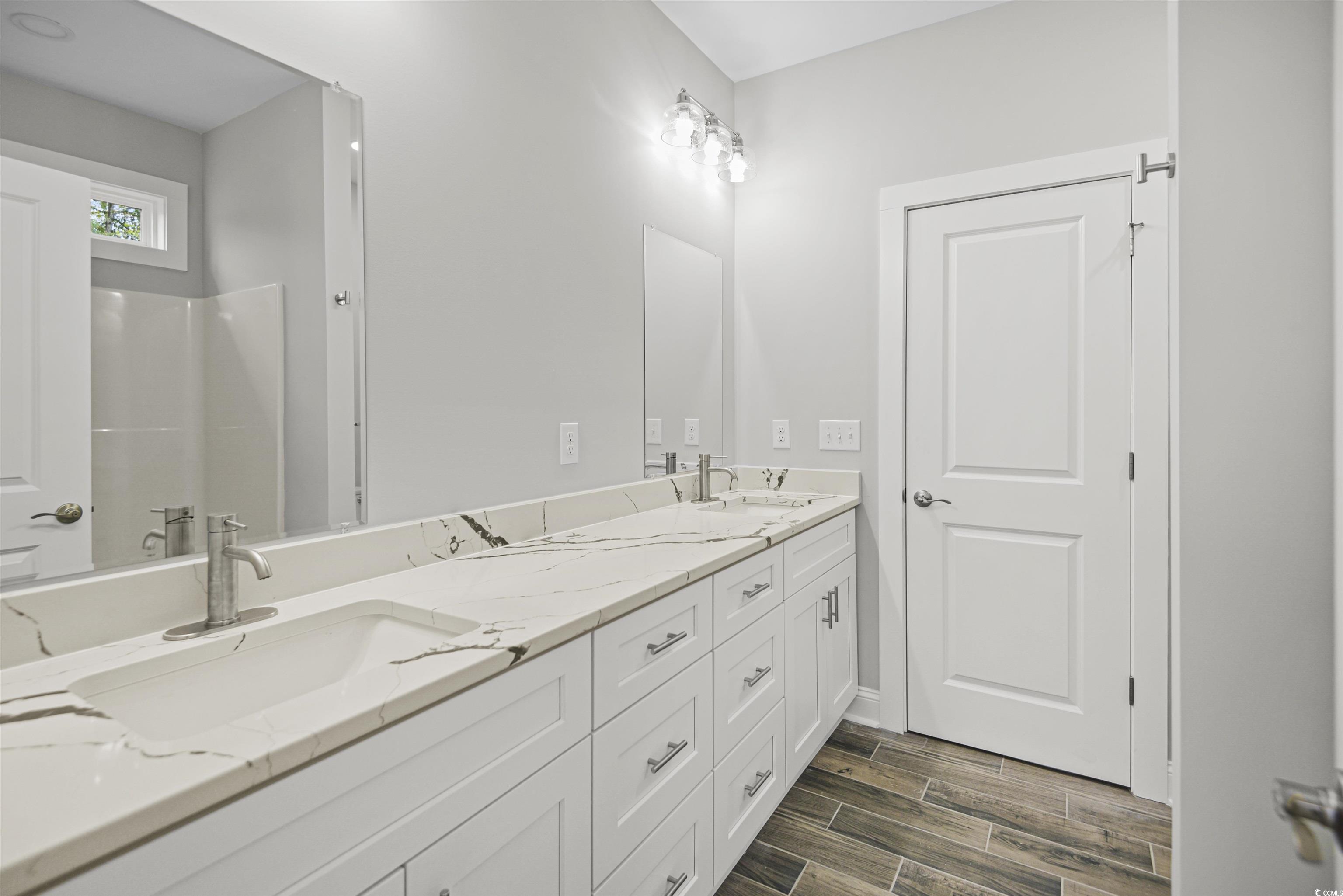 5575 Dinkler Ave. Property Photo 12