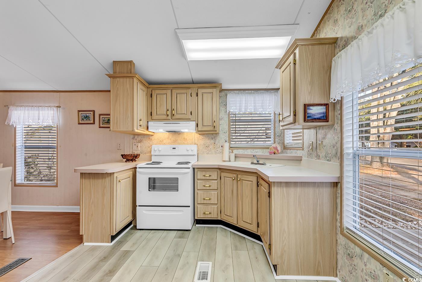 5400 Little River Neck Rd. Property Photo 6