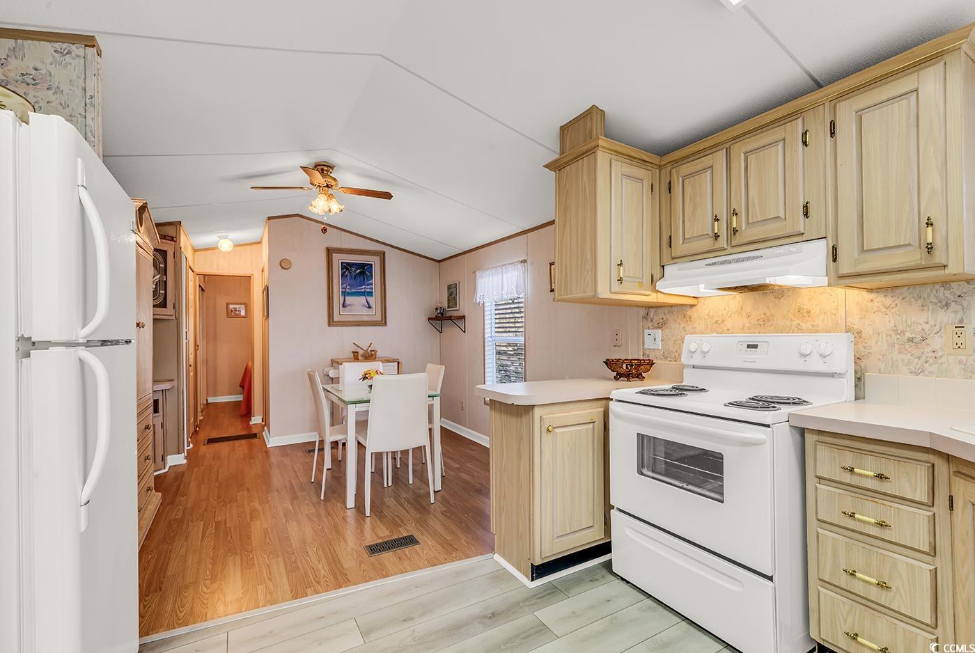 5400 Little River Neck Rd. Property Photo 9