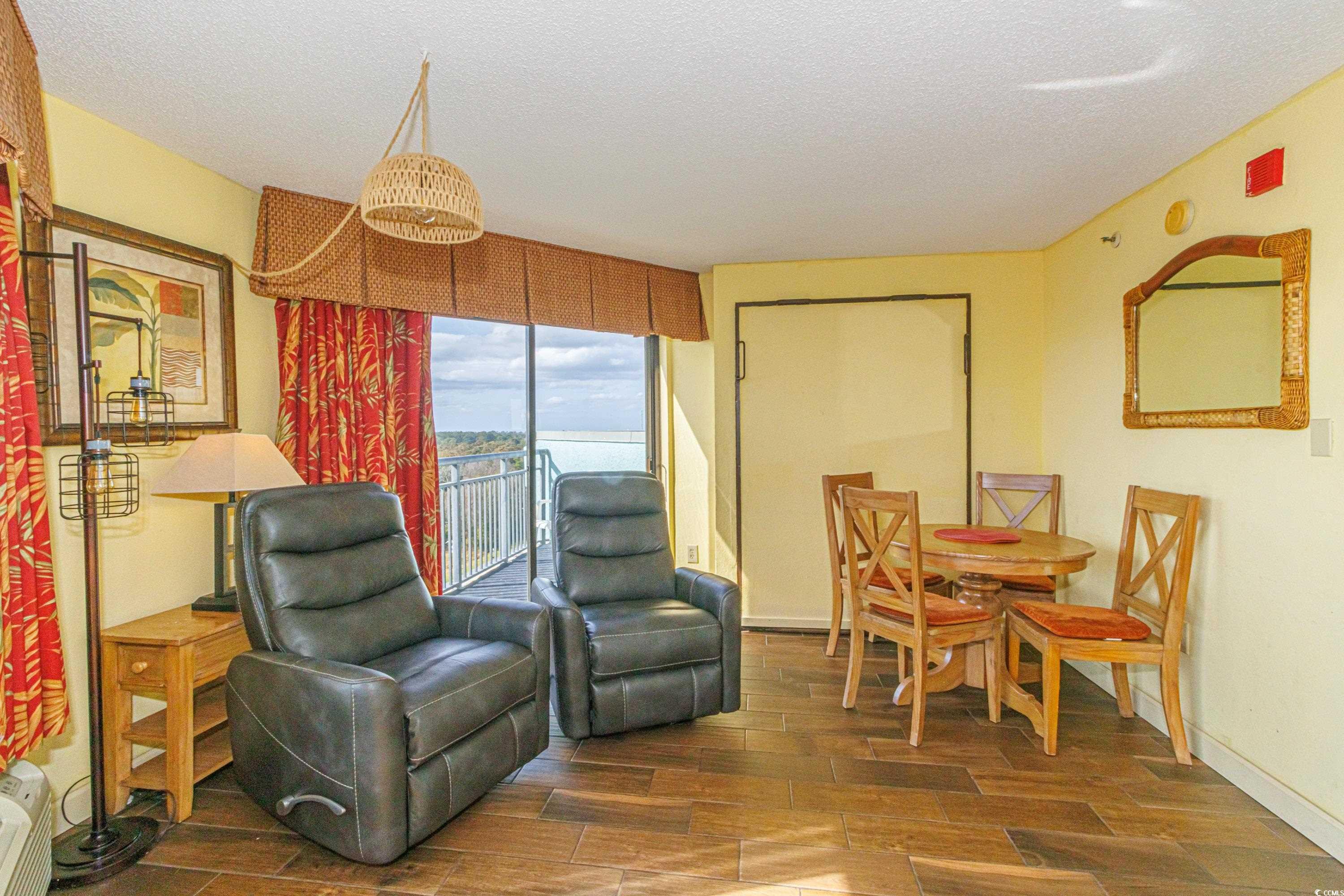 6804 N Ocean Blvd. Property Photo 9