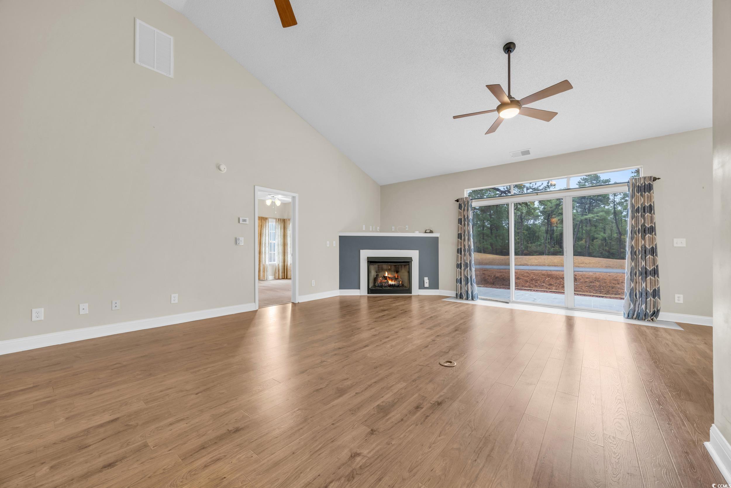 158 Regency Dr. Property Photo 3
