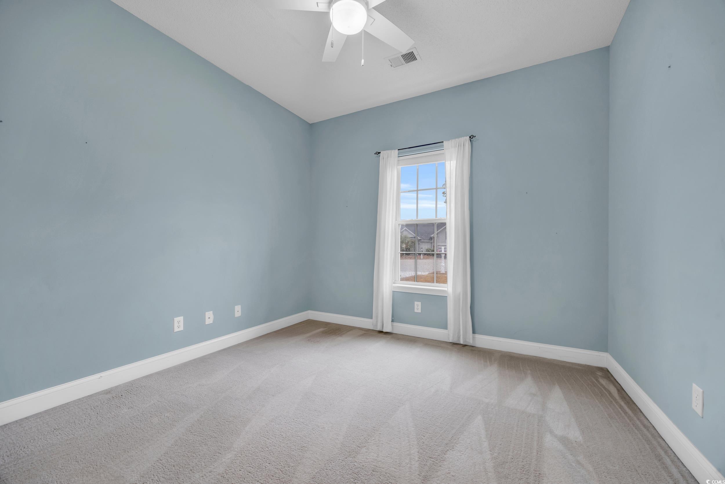 158 Regency Dr. Property Photo 10