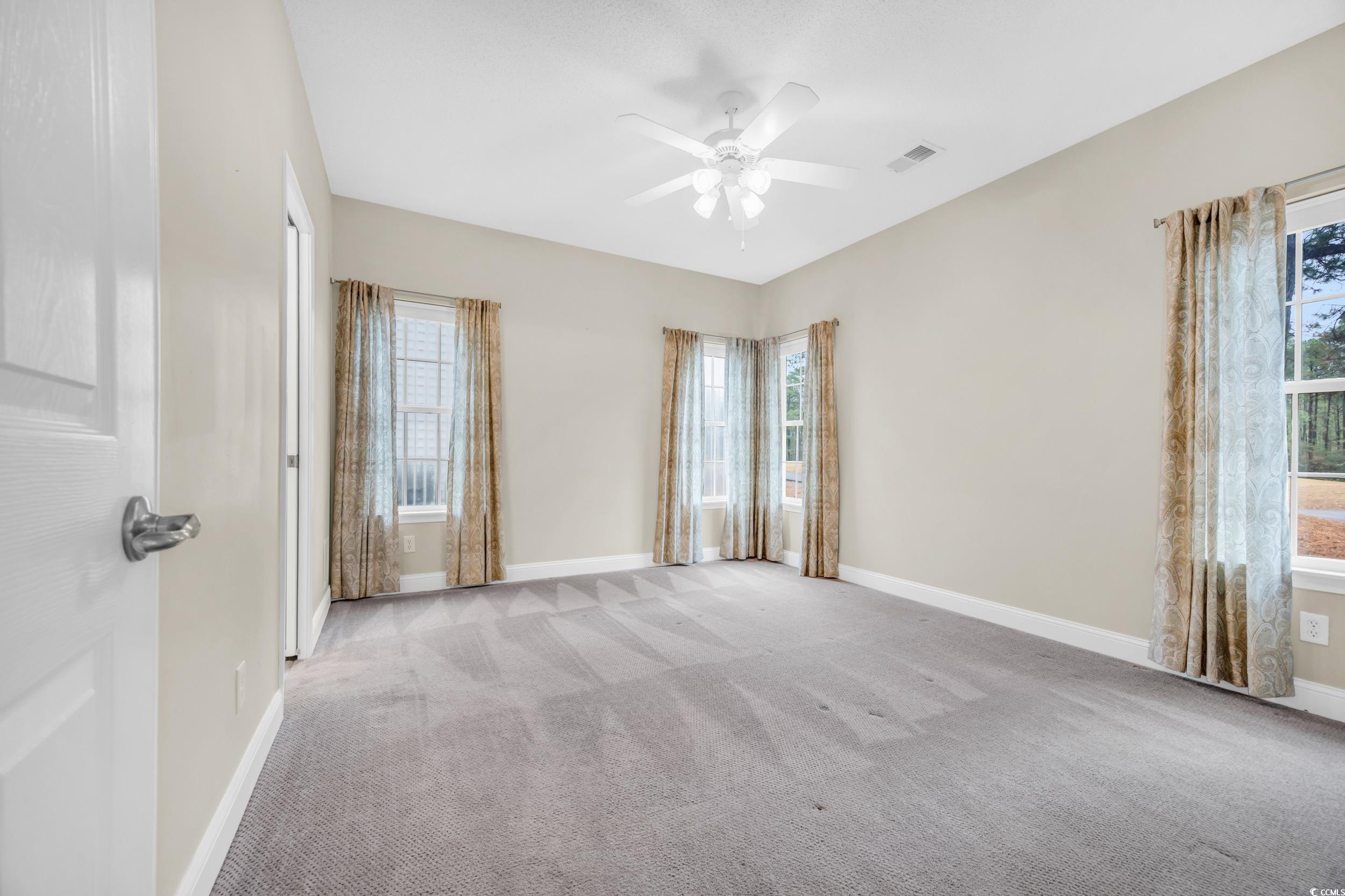 158 Regency Dr. Property Photo 15