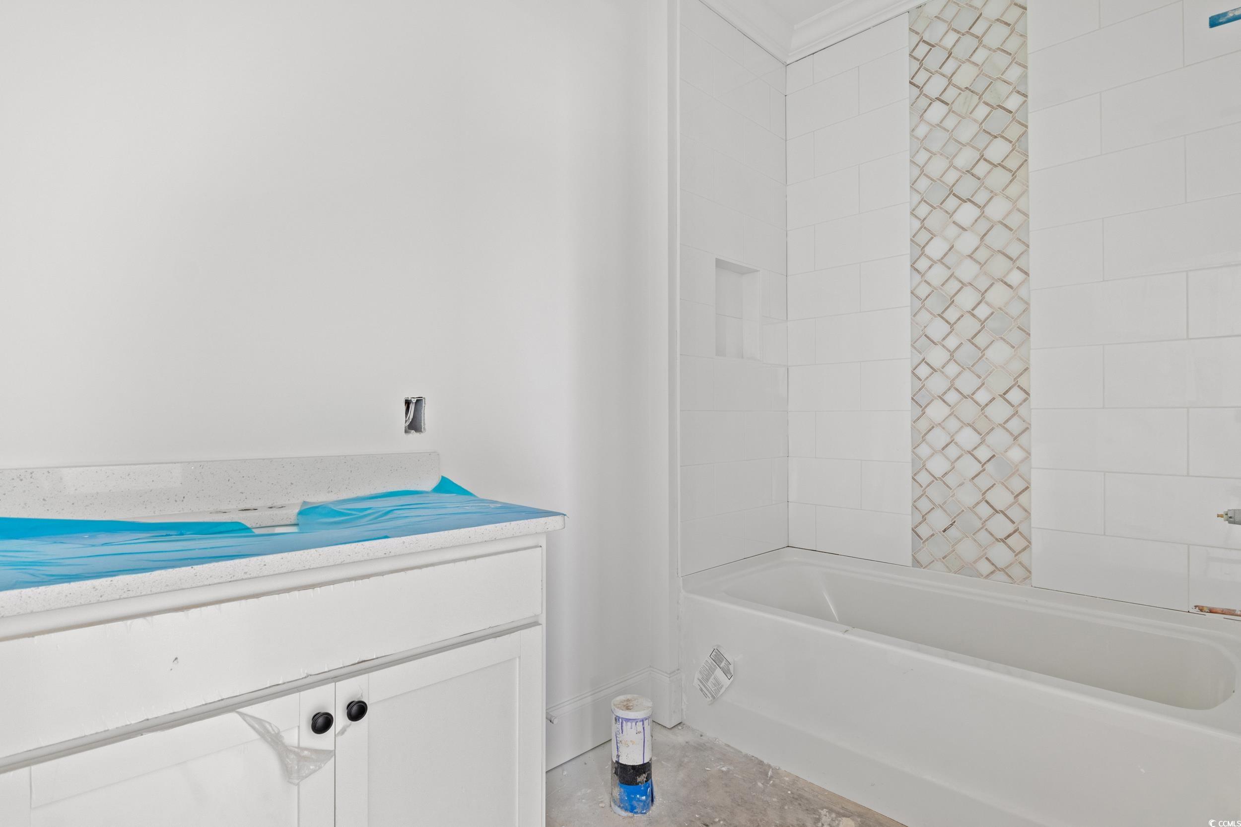 434 Harbour View Dr. Property Photo 11