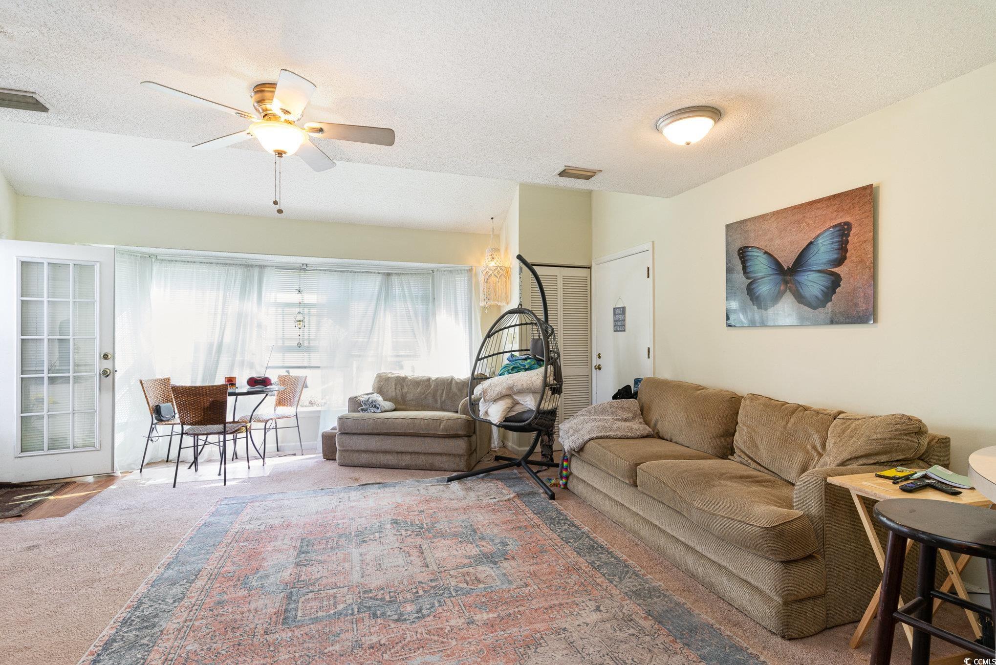 1204 Erin Way Property Photo 3