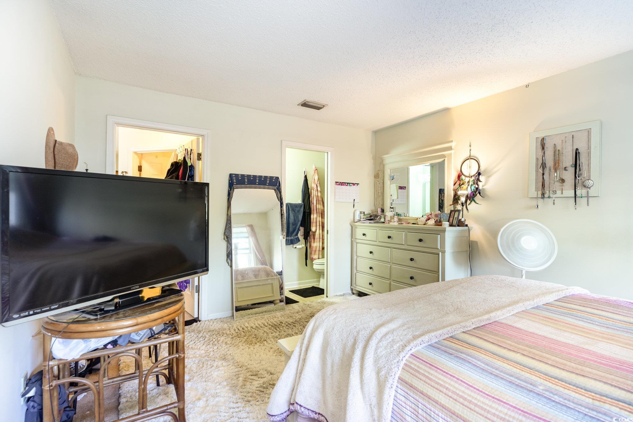 1204 Erin Way Property Photo 13