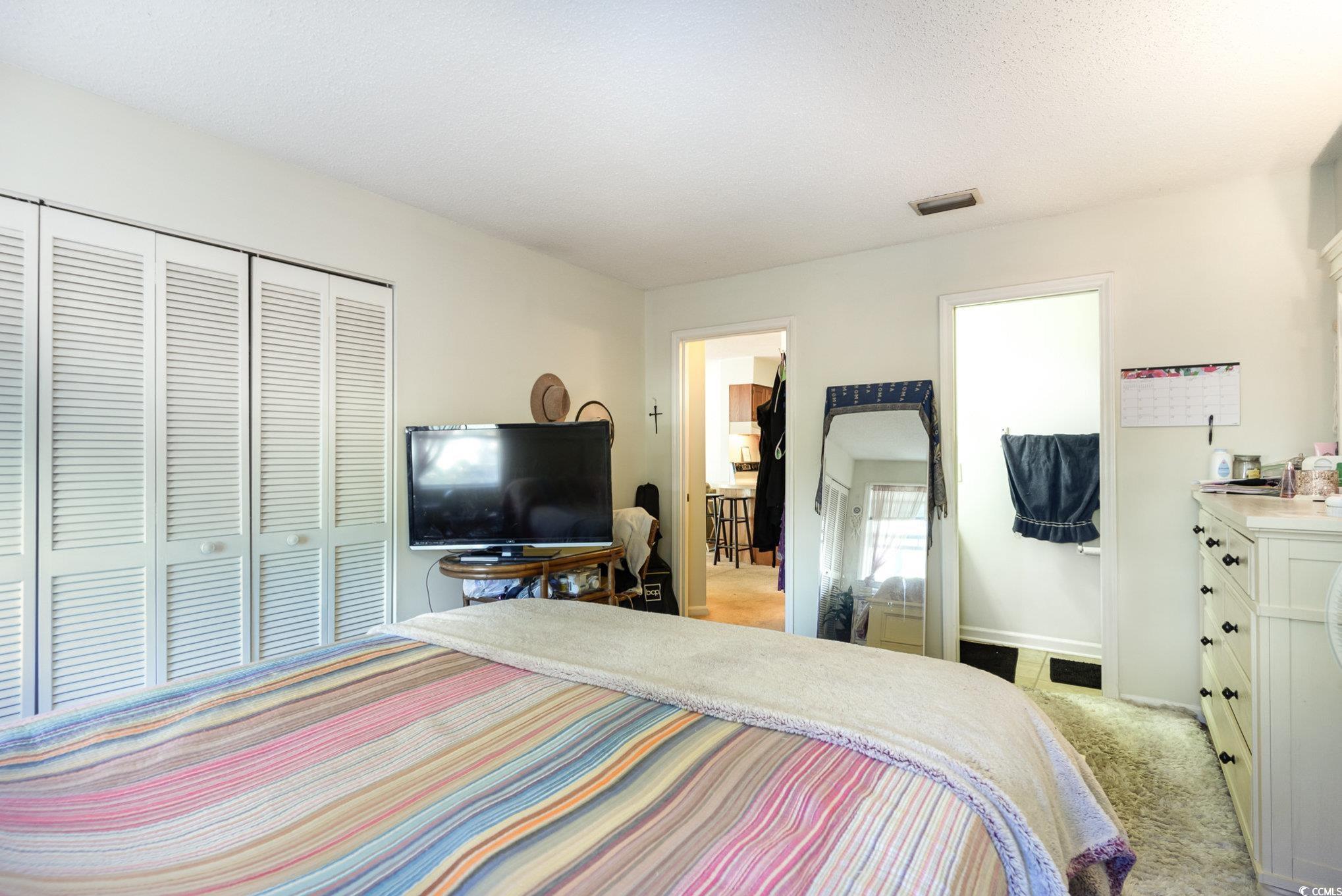 1204 Erin Way Property Photo 14