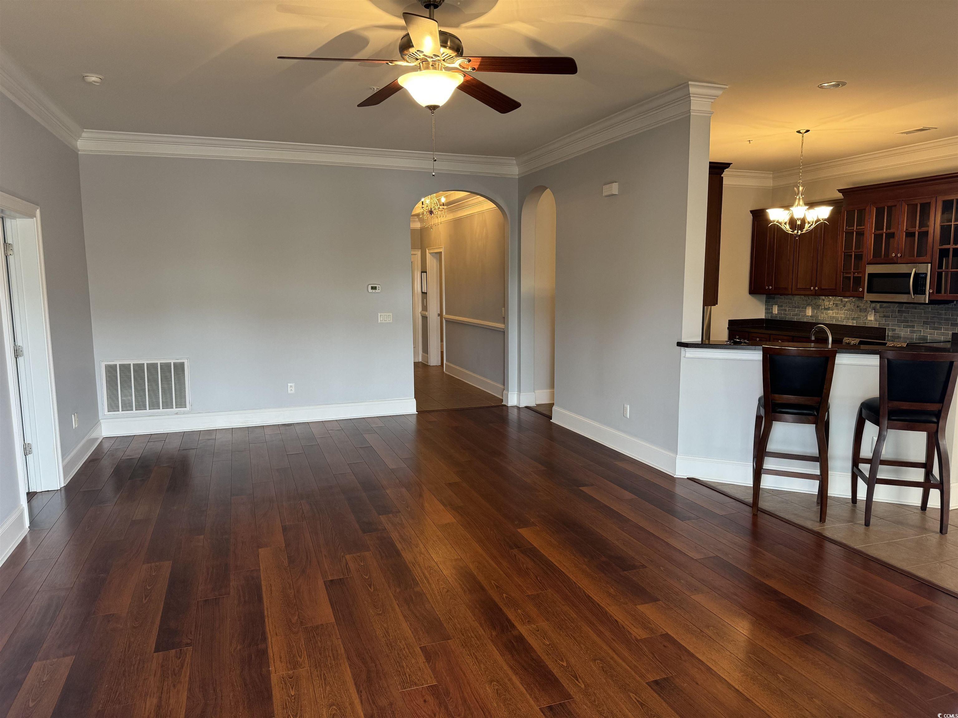 249 Venice Way Property Photo 7