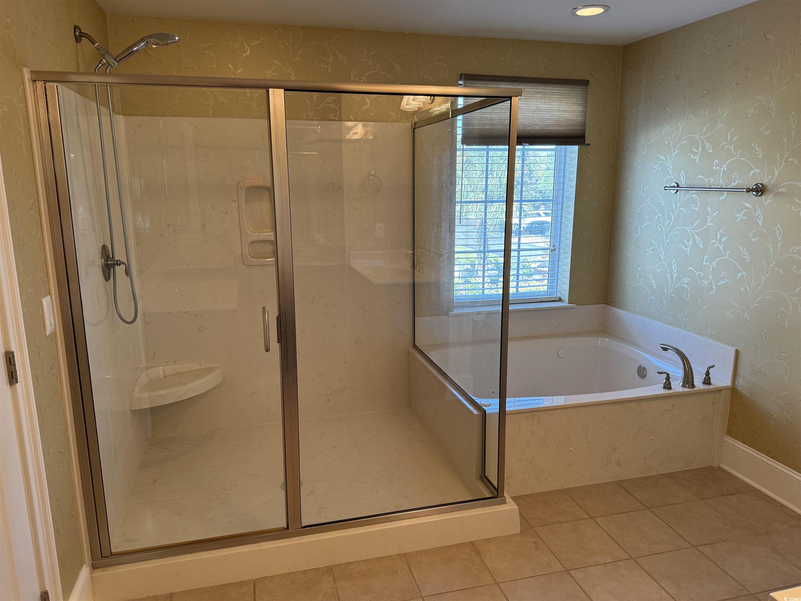 249 Venice Way Property Photo 18