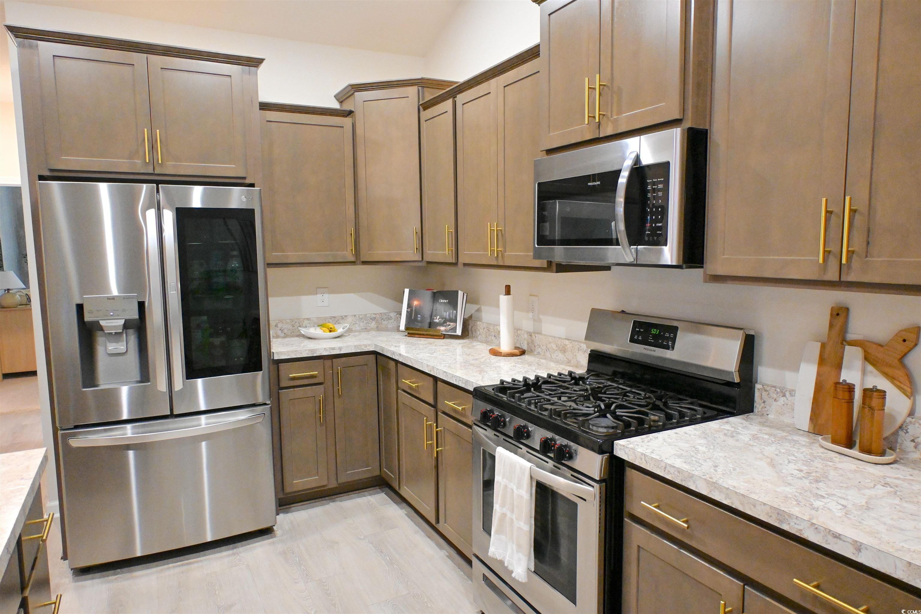 417 Grain Field Dr. Property Photo 15