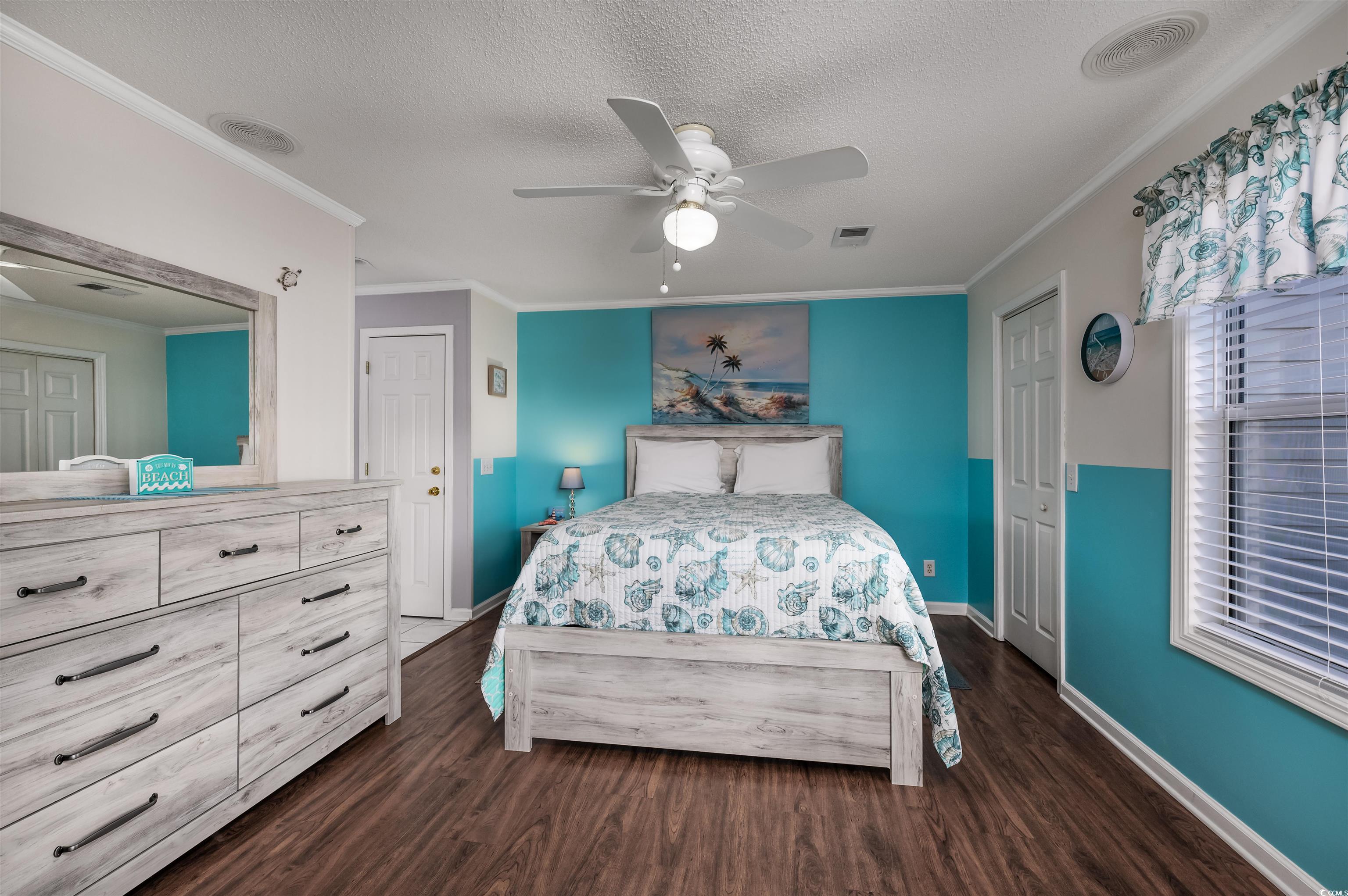 300 Shorehaven Dr. Property Photo 10
