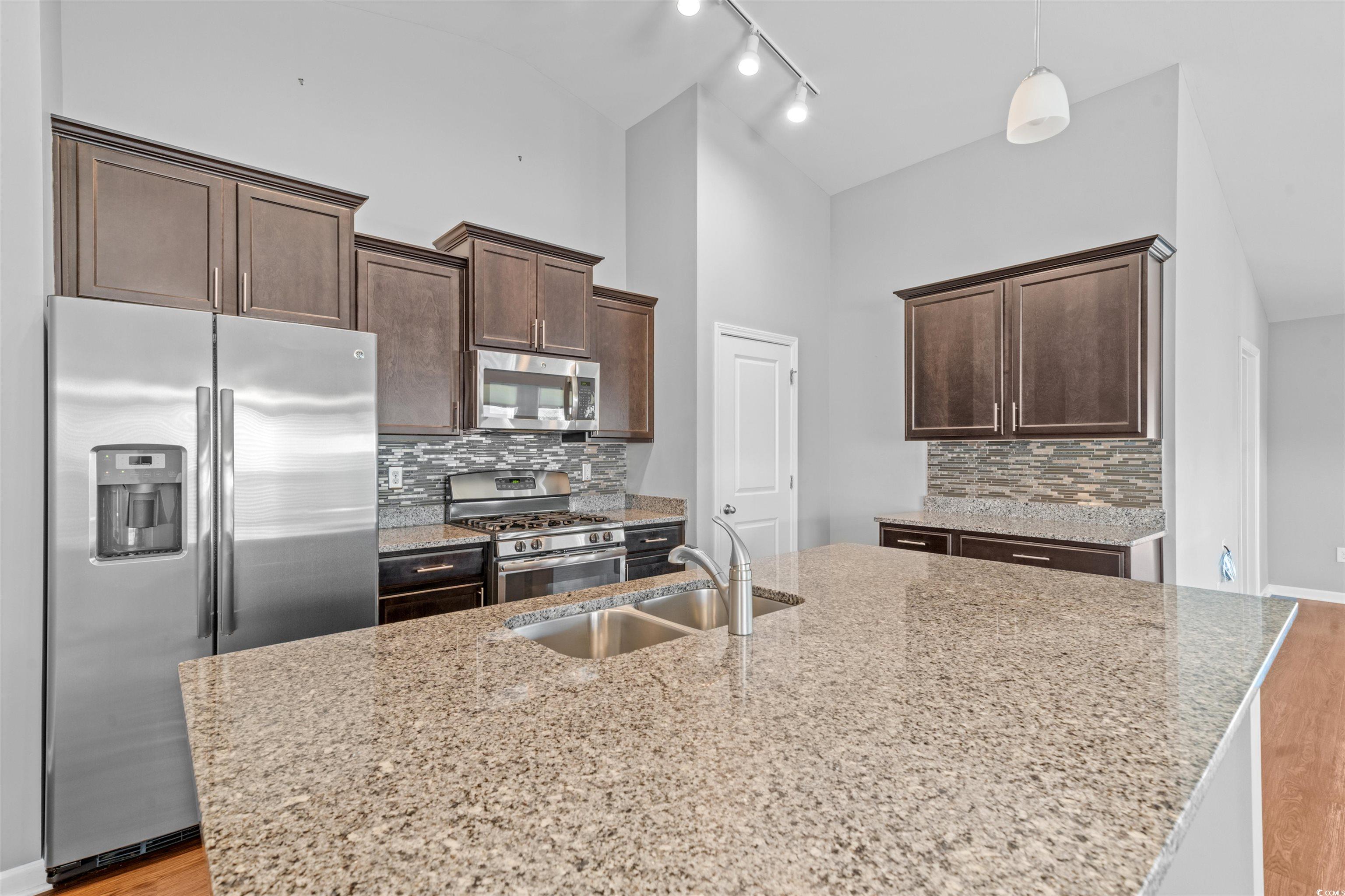 4463 Livorn Loop Property Photo 14