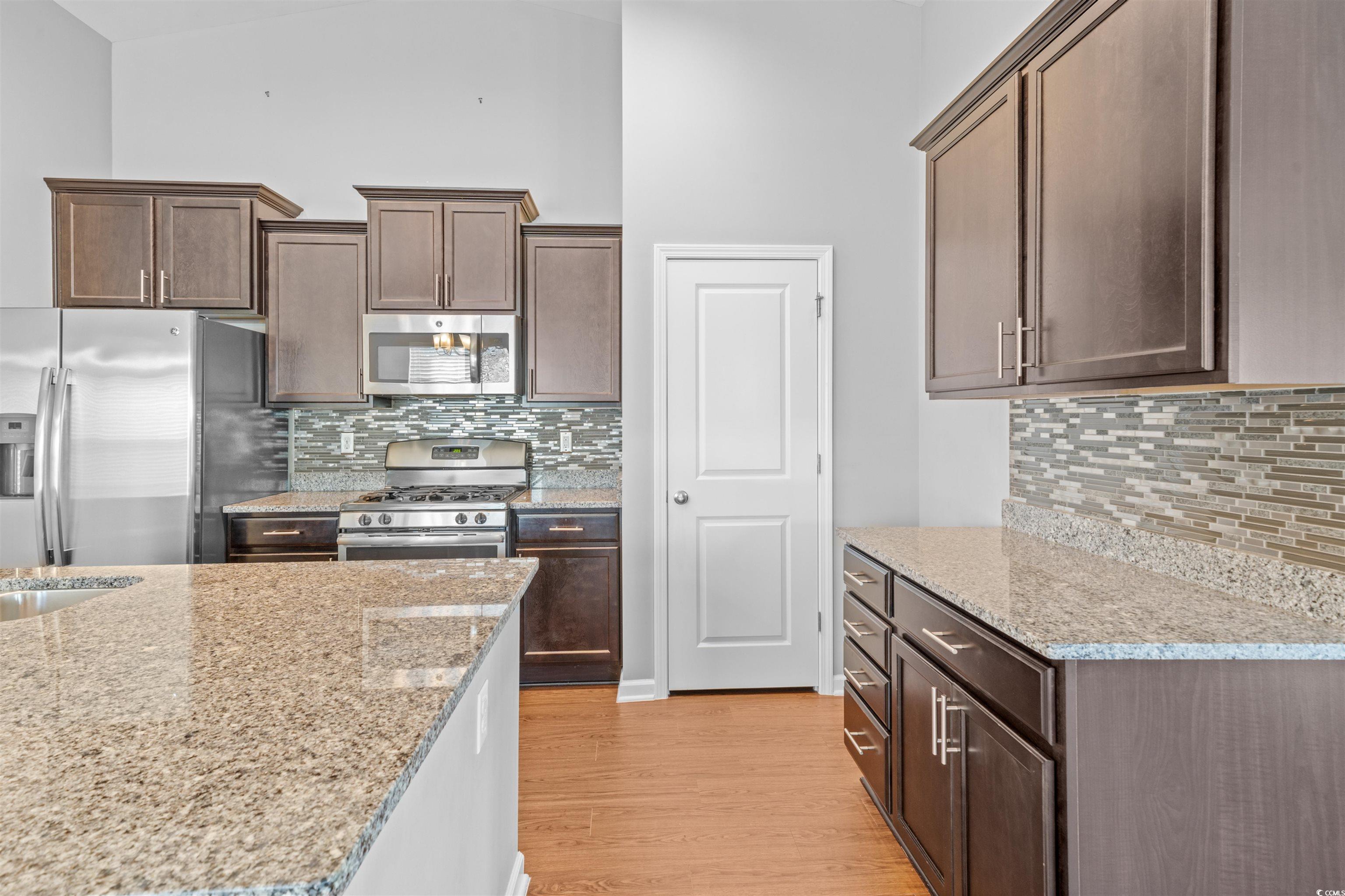 4463 Livorn Loop Property Photo 15