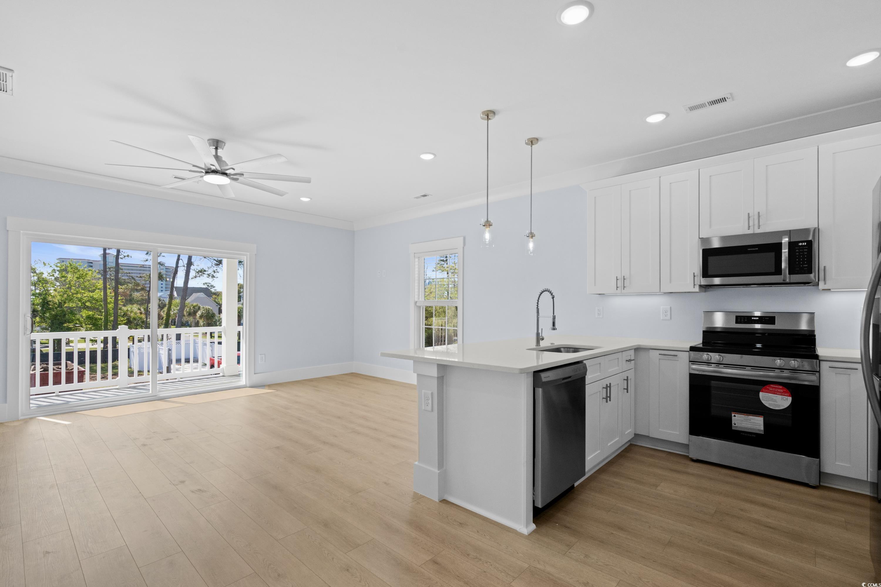 2302 Seaseeker Ln. Property Photo 10