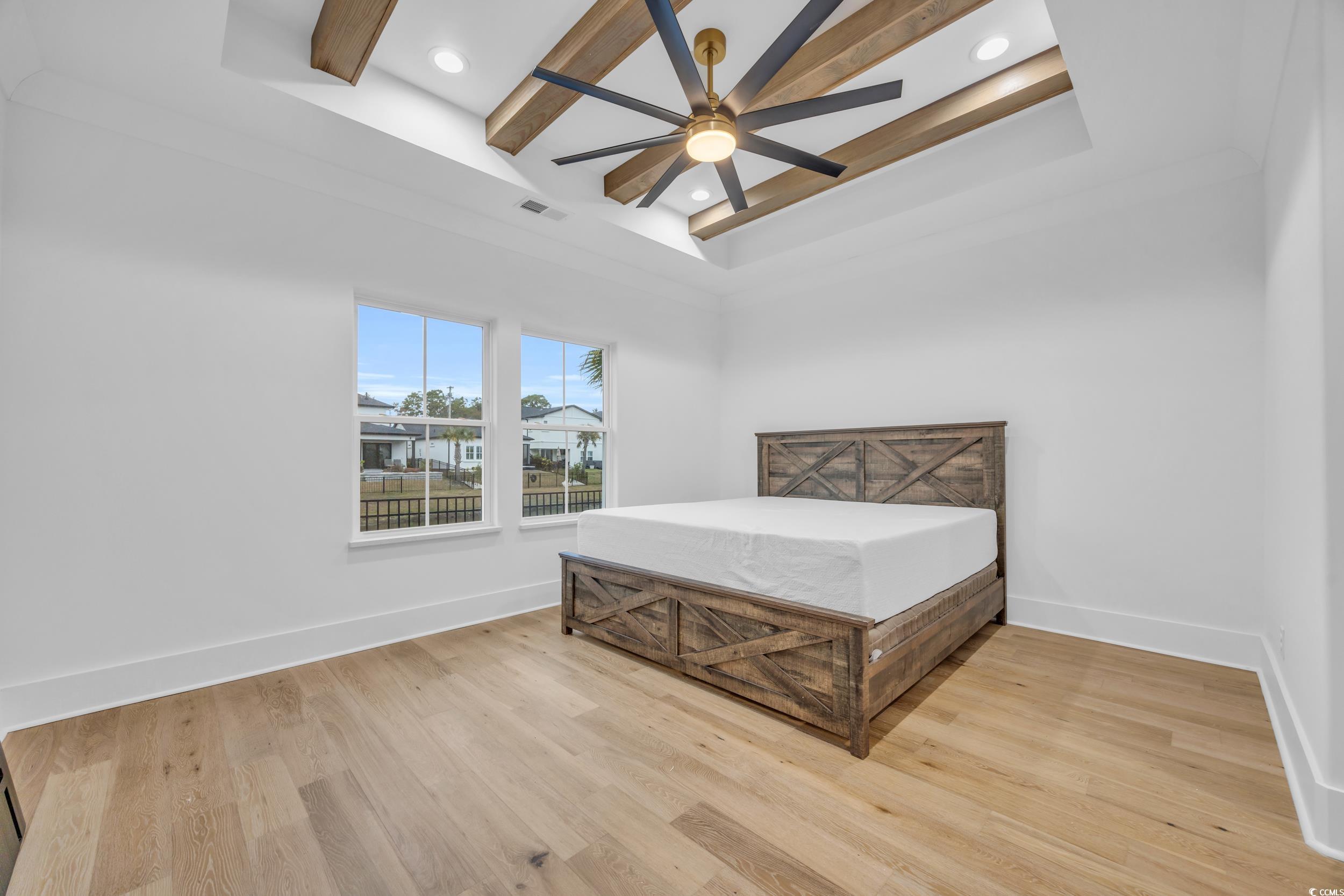 6703 Ocean Breeze Loop Property Photo 4