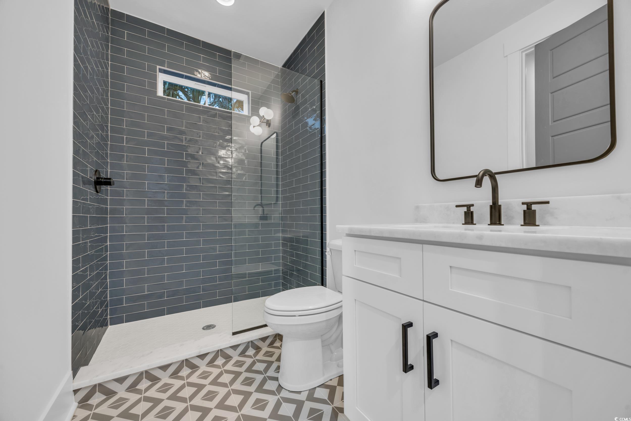 6703 Ocean Breeze Loop Property Photo 12