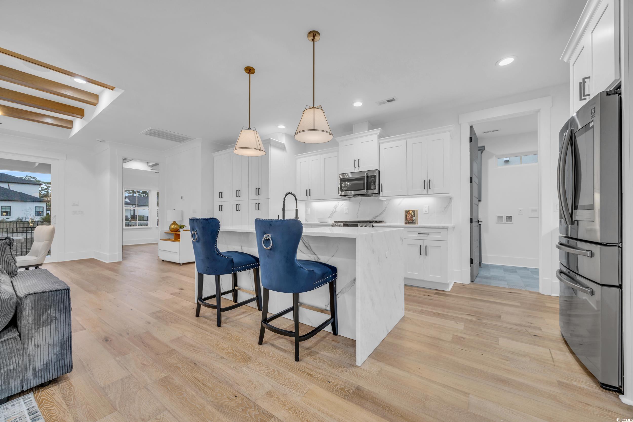 6703 Ocean Breeze Loop Property Photo 18