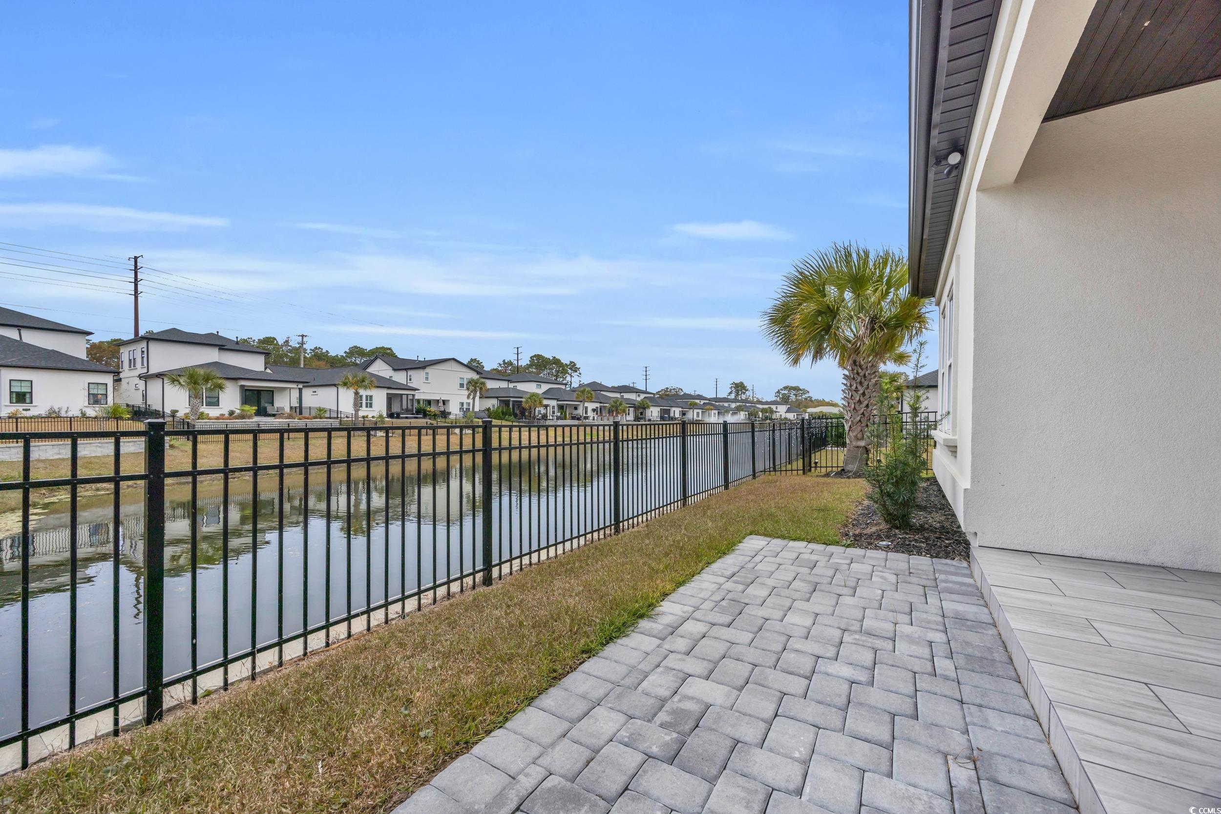 6703 Ocean Breeze Loop Property Photo 34