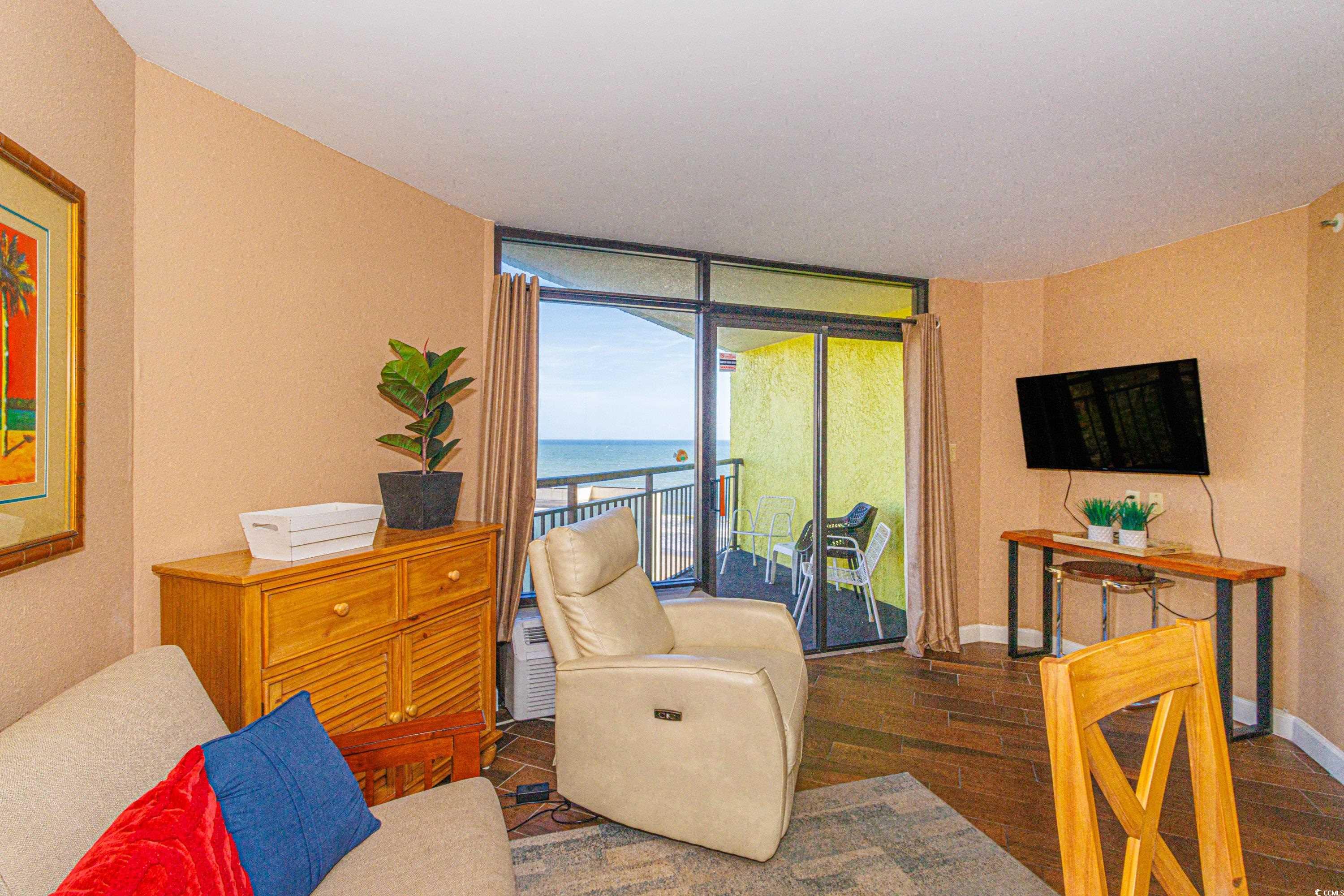 6804 N Ocean Blvd. Property Photo 8