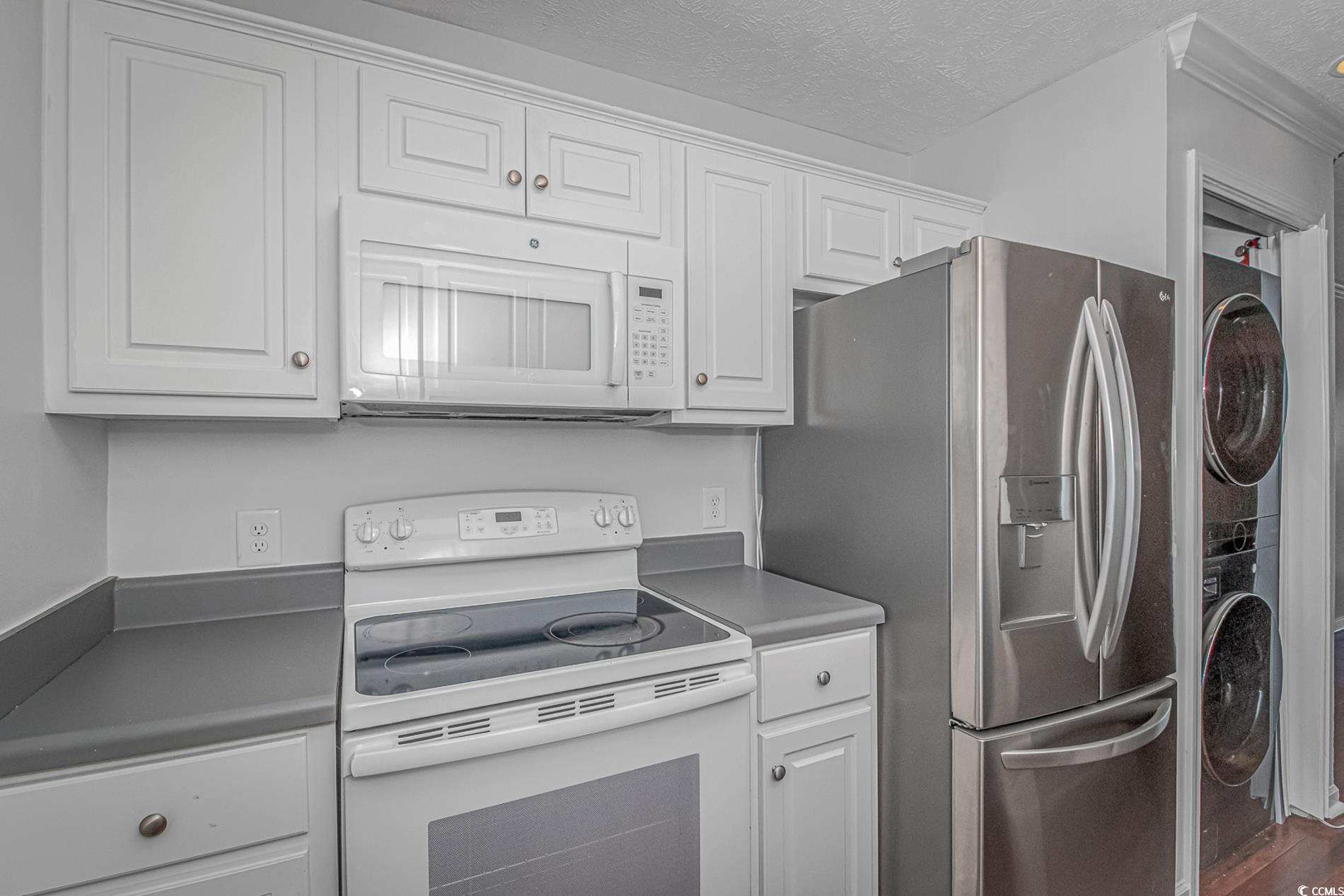 4303 N Ocean Blvd. Property Photo 7
