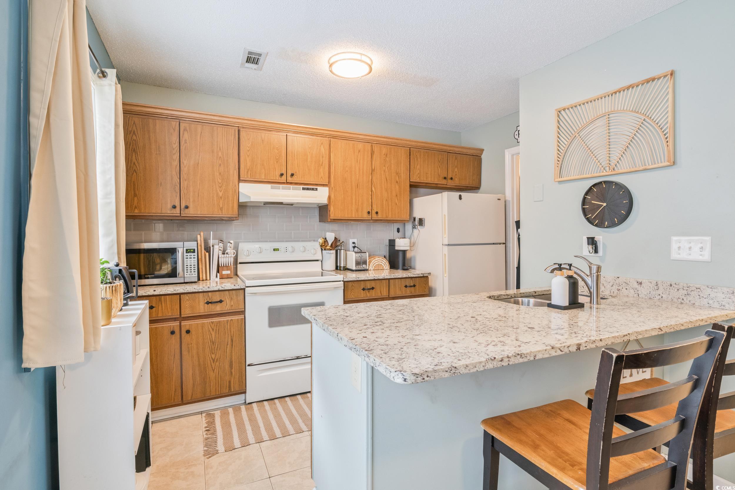 6706 Bryant St. Property Photo 6
