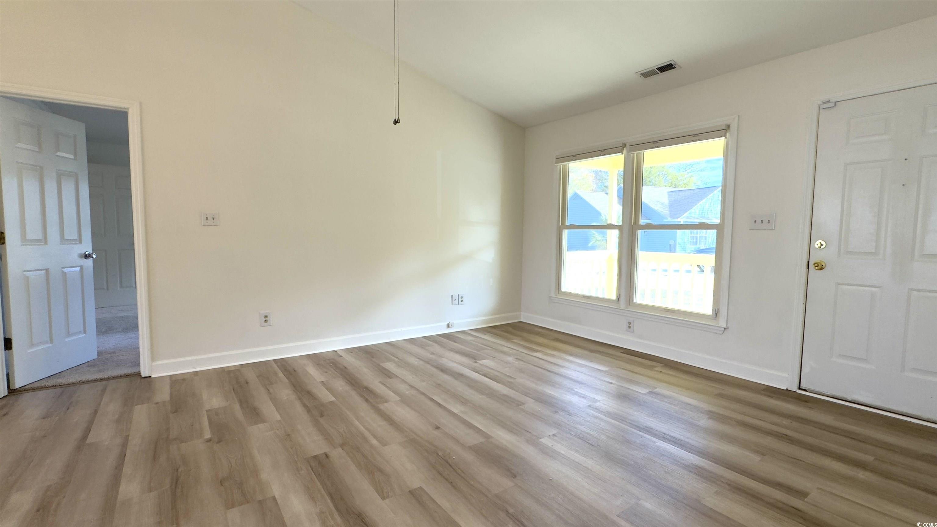 9404 Chicory Ln. Property Photo 10