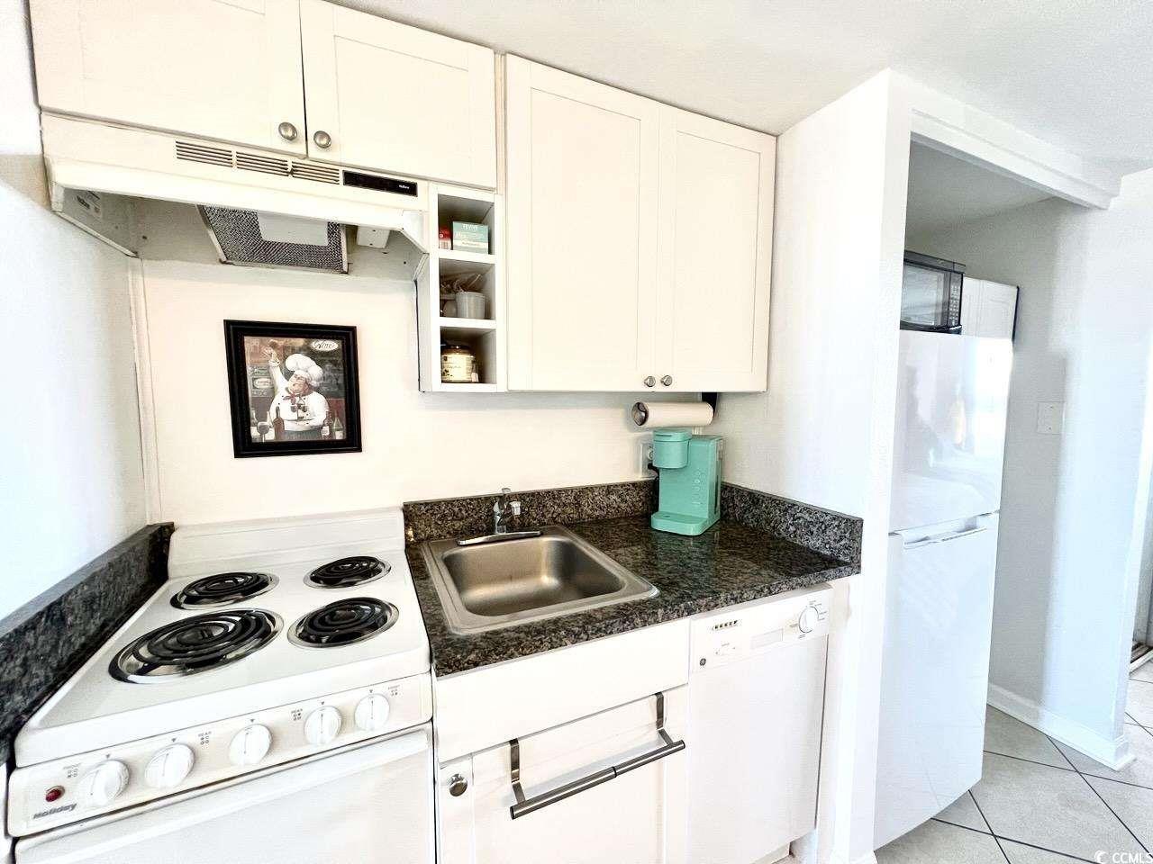 2001 S Ocean Blvd. Property Photo 8