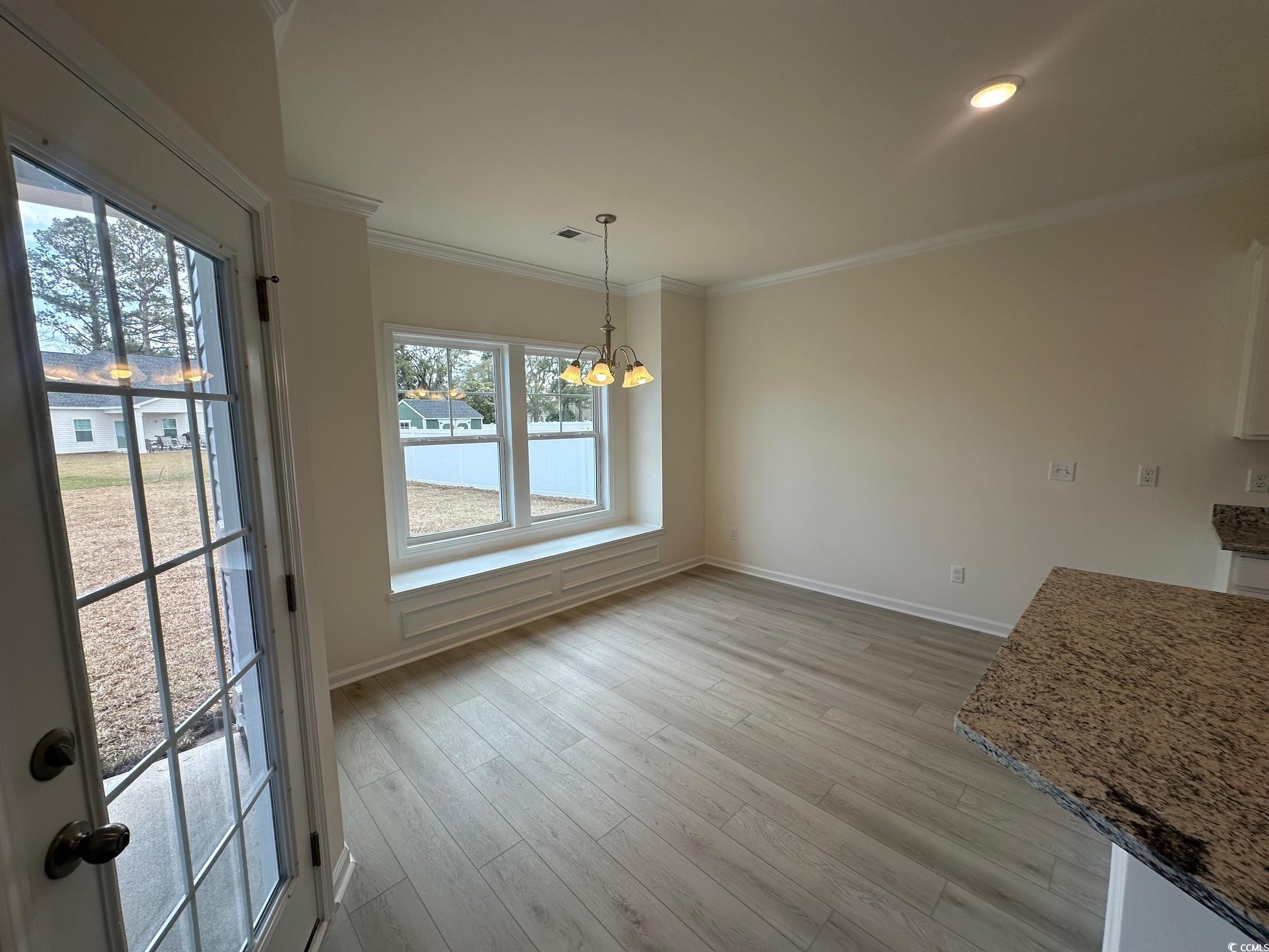 576 Honeyhill Loop Property Photo 5