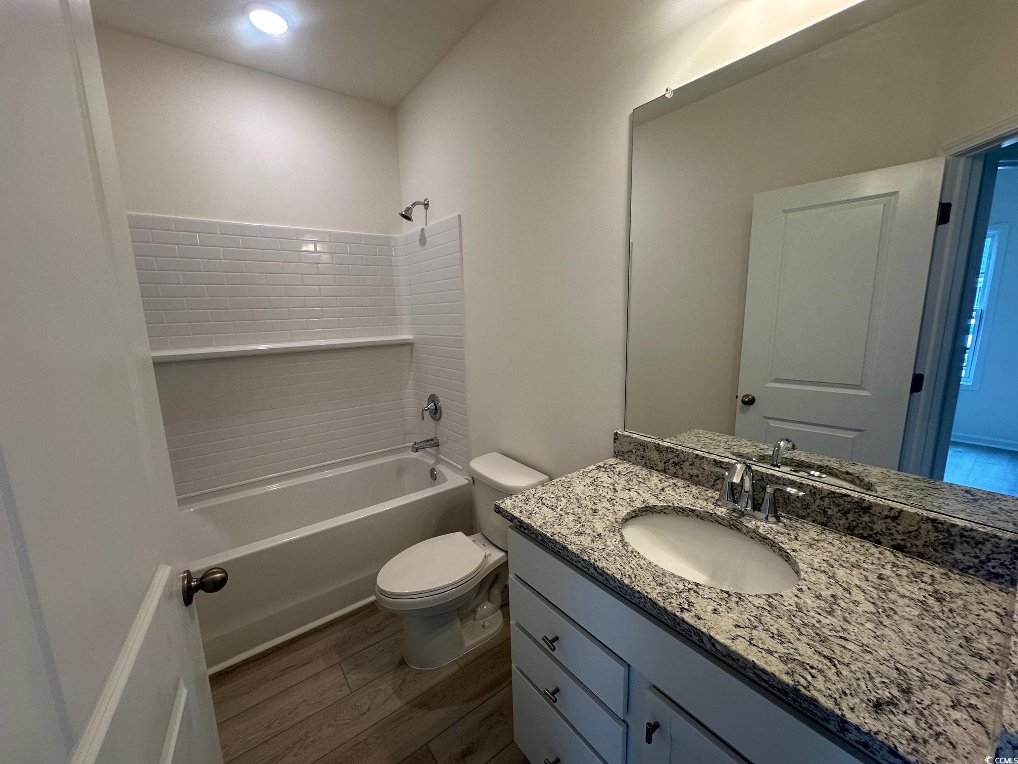 576 Honeyhill Loop Property Photo 9