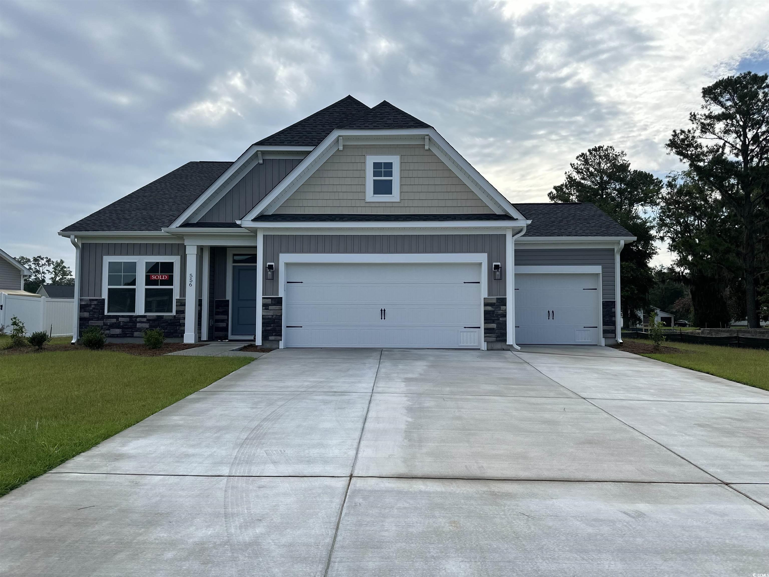556 Honeyhill Loop Property Photo 1