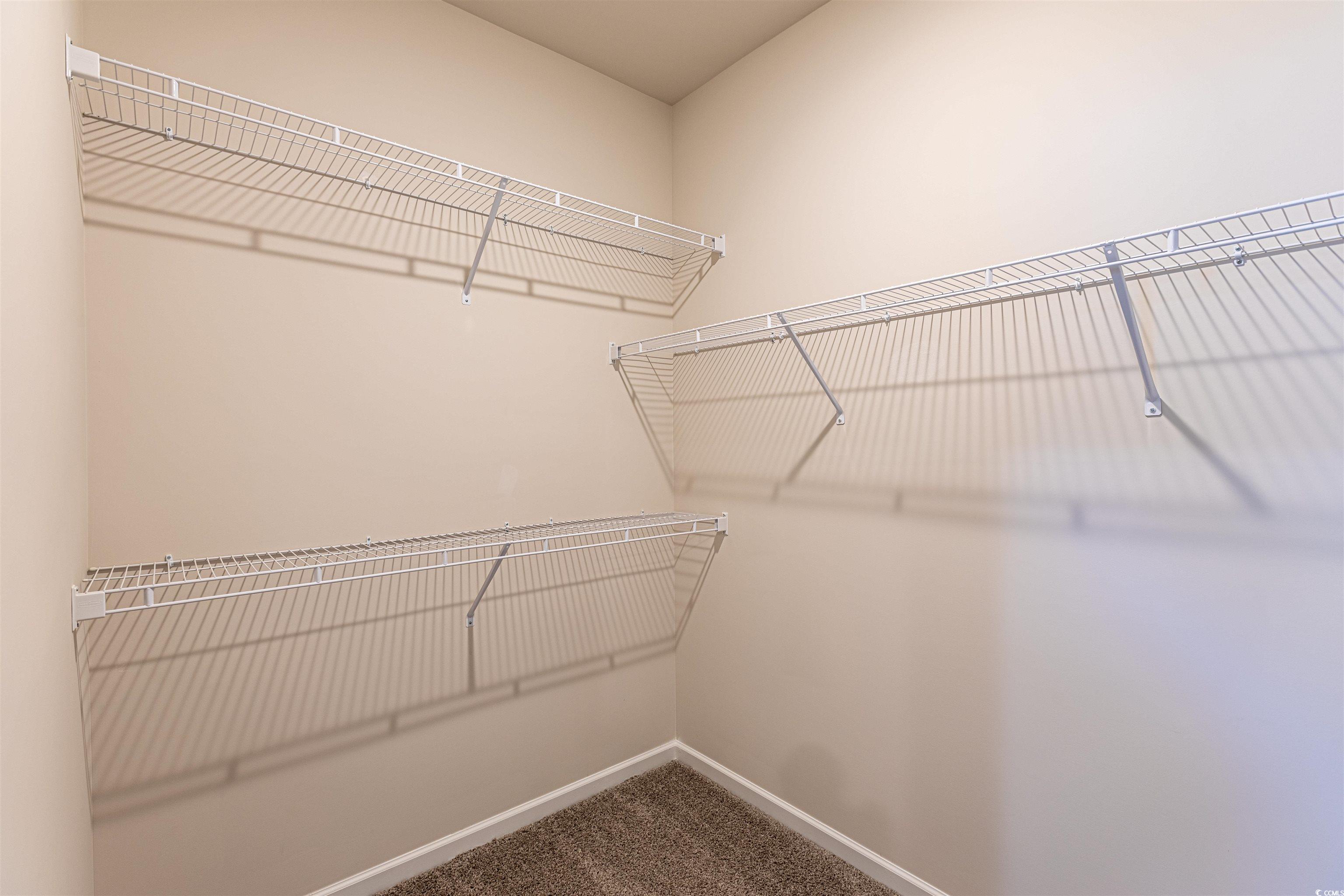 556 Honeyhill Loop Property Photo 15