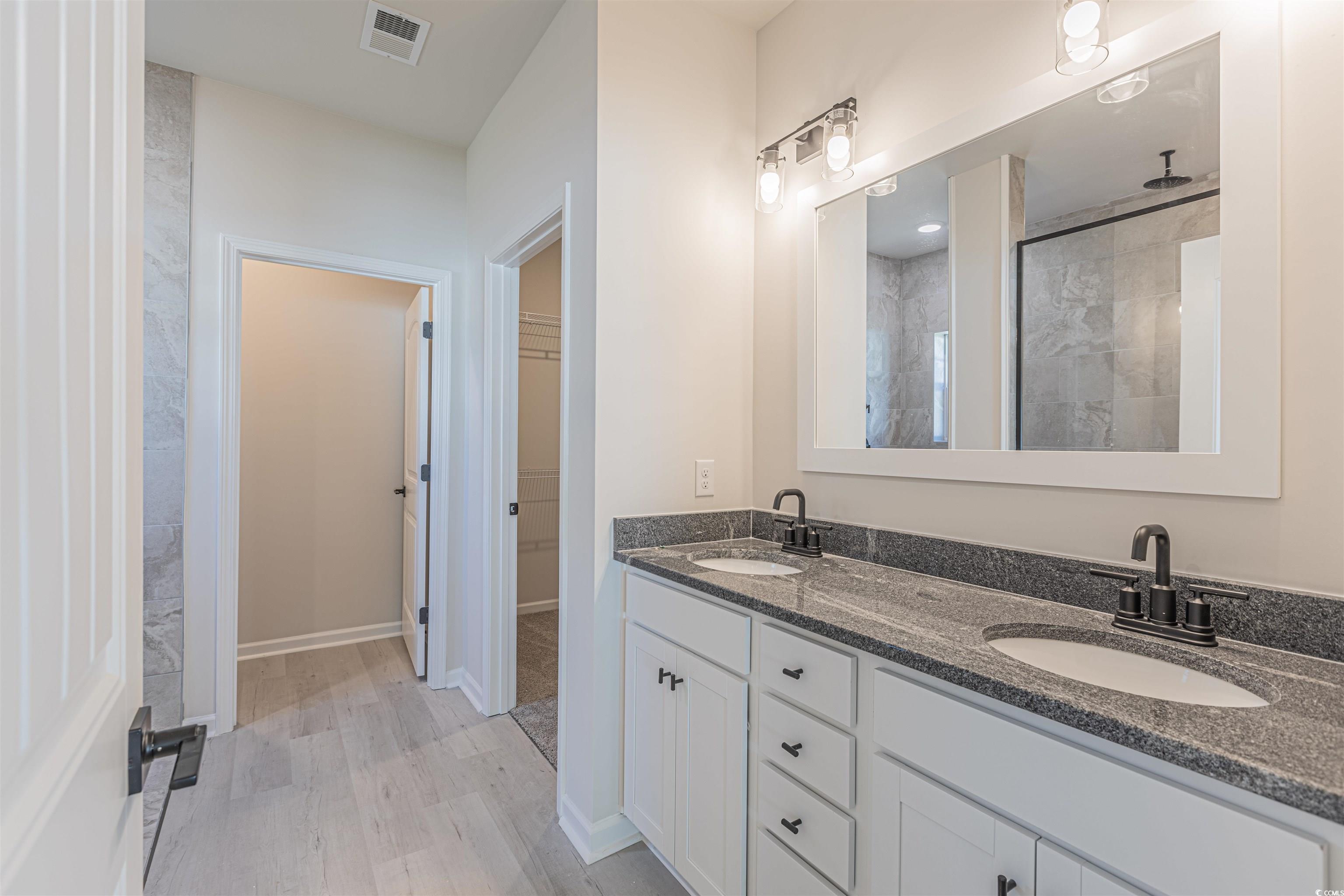 556 Honeyhill Loop Property Photo 15