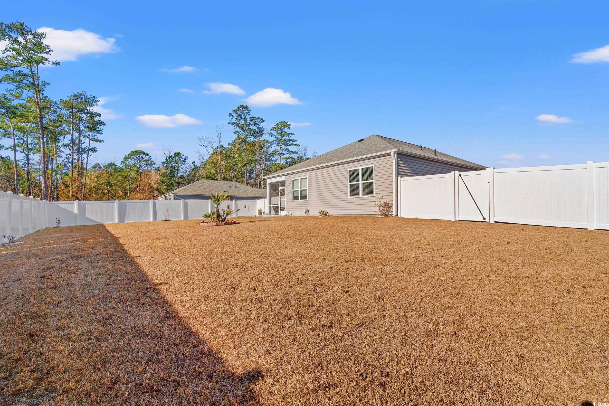747 Coquina Bay Dr. Property Photo 5