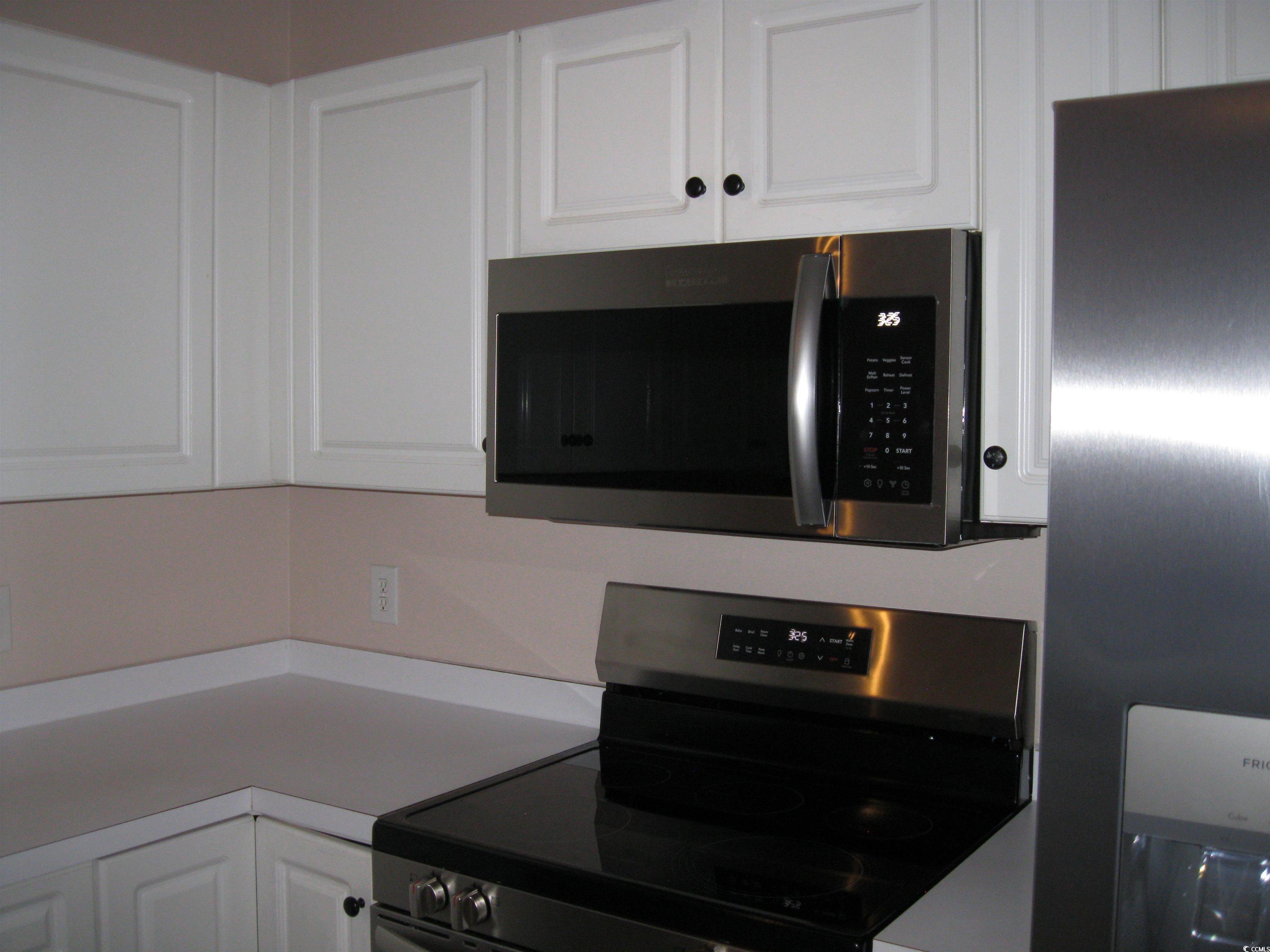 4672 Lightkeepers Way Property Photo 5