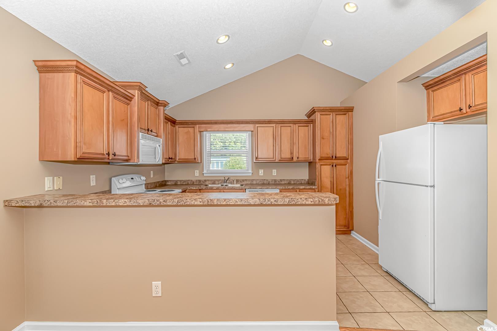 204 Atoll Dr. Property Photo 5