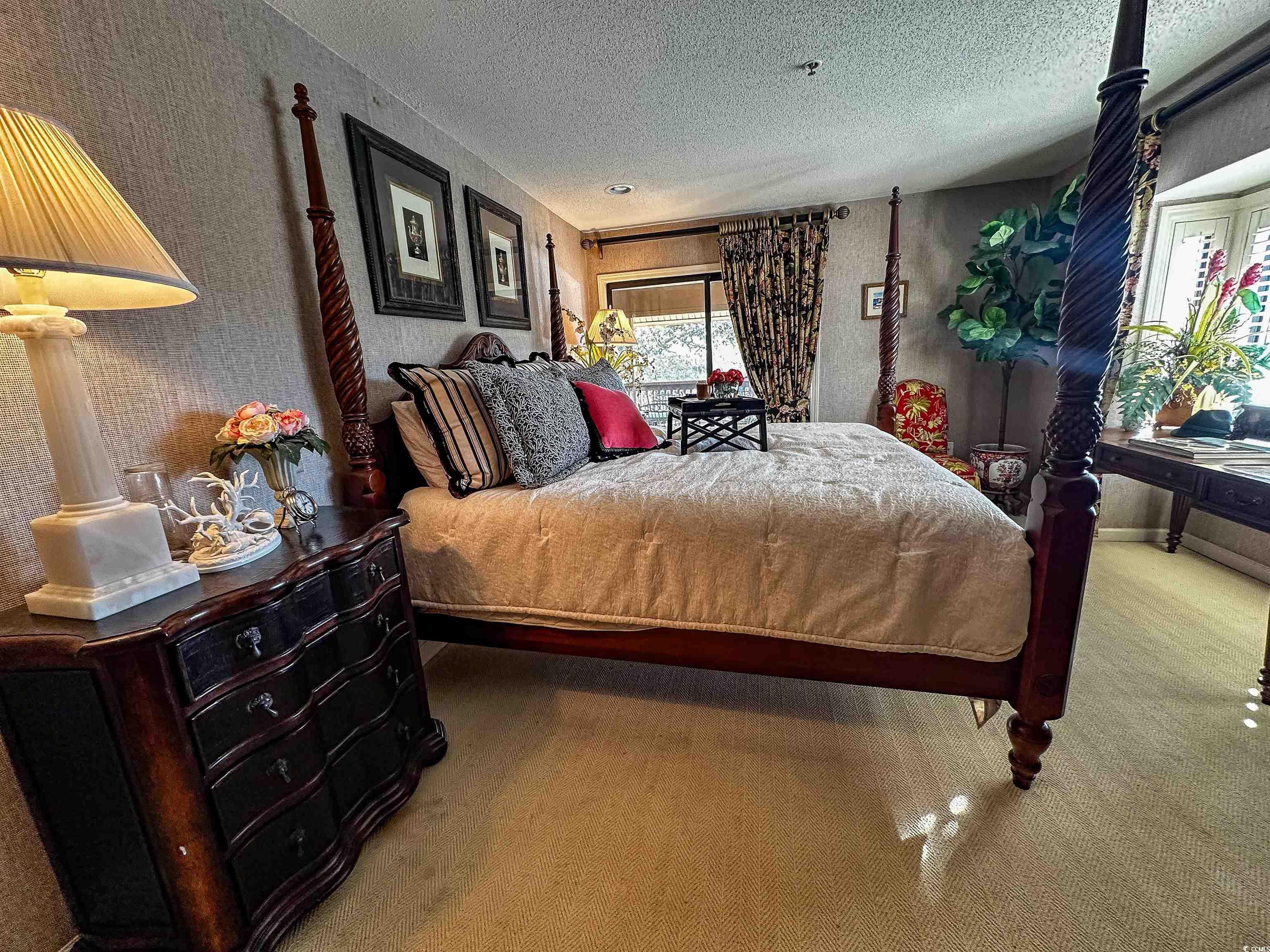 410 Melrose Pl. Property Photo 22