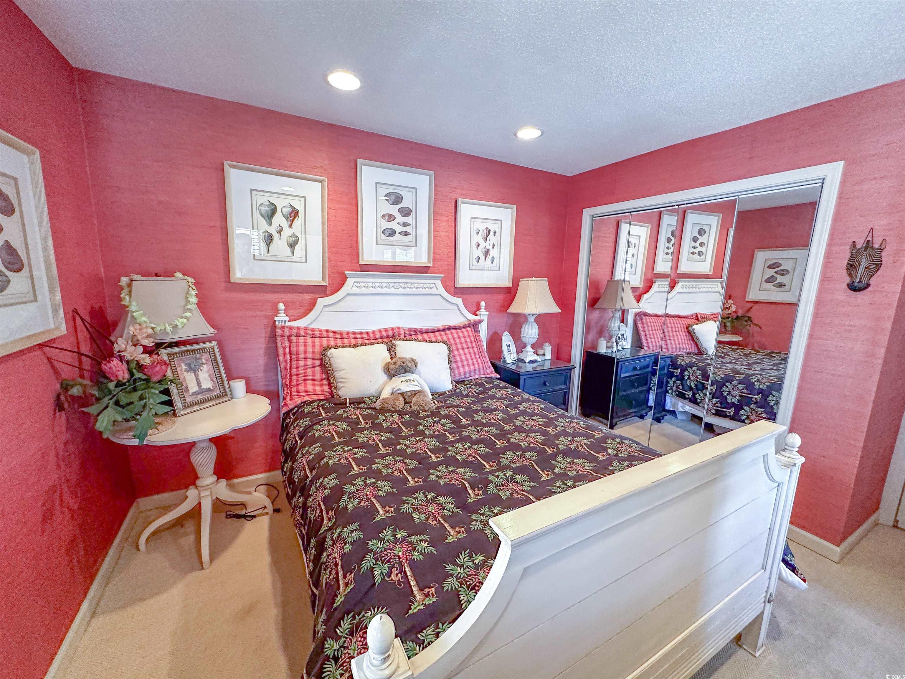 410 Melrose Pl. Property Photo 31