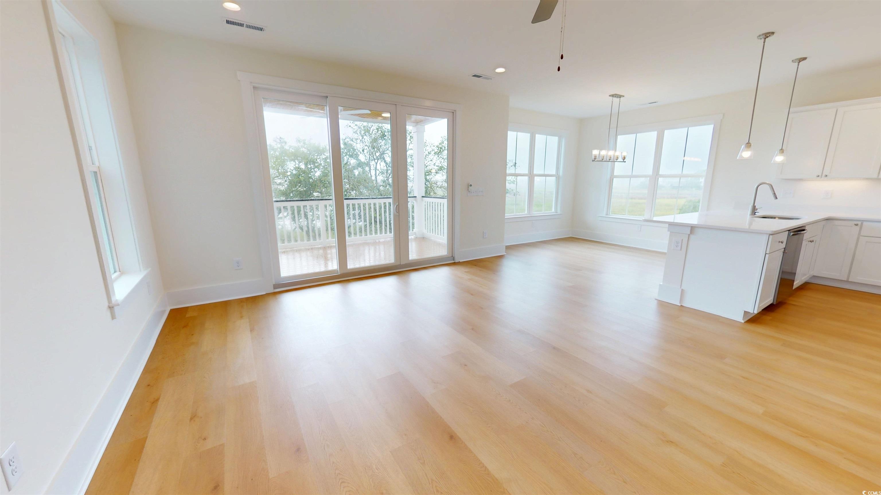 48 Furman Ln. Property Photo 3