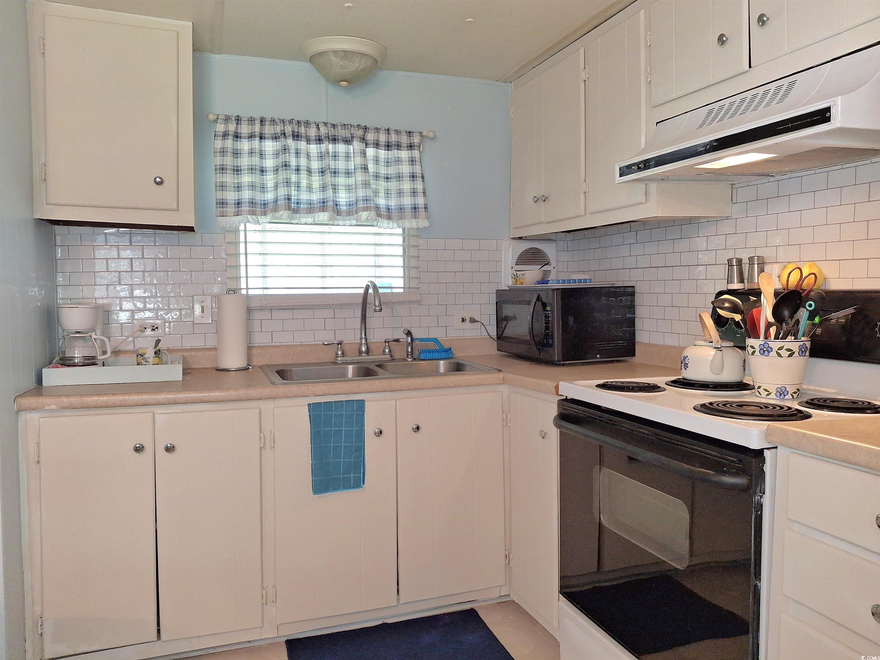 1420 Circle Dr. Property Photo 19