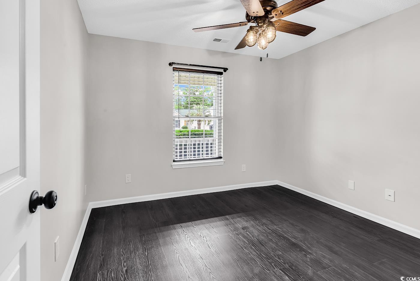 1900 Shell Ct. Property Photo 8