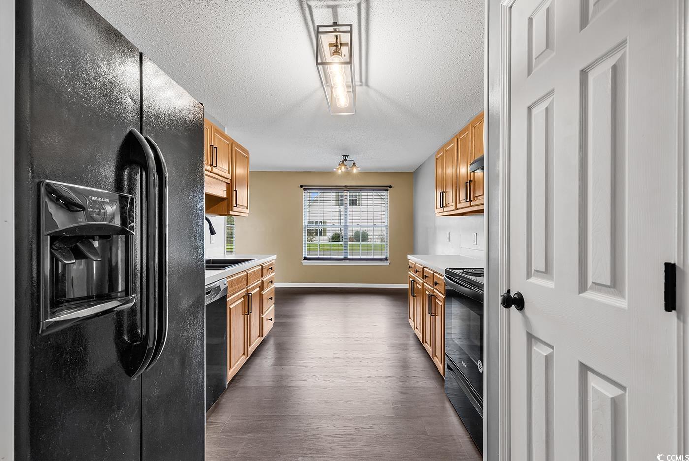 1900 Shell Ct. Property Photo 10