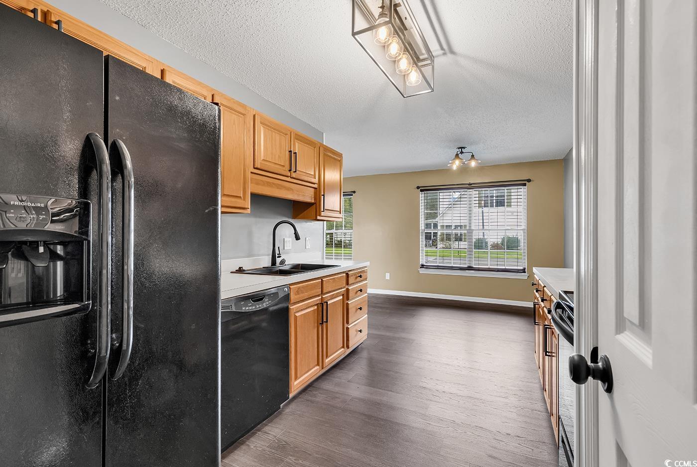 1900 Shell Ct. Property Photo 11