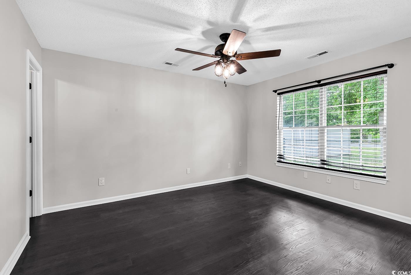 1900 Shell Ct. Property Photo 11