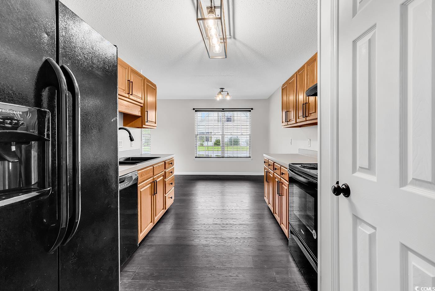 1900 Shell Ct. Property Photo 18