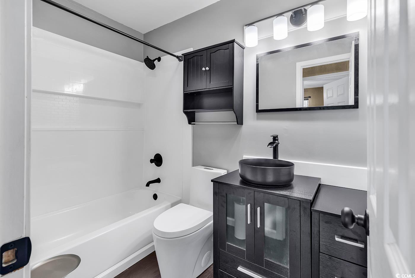 1900 Shell Ct. Property Photo 27