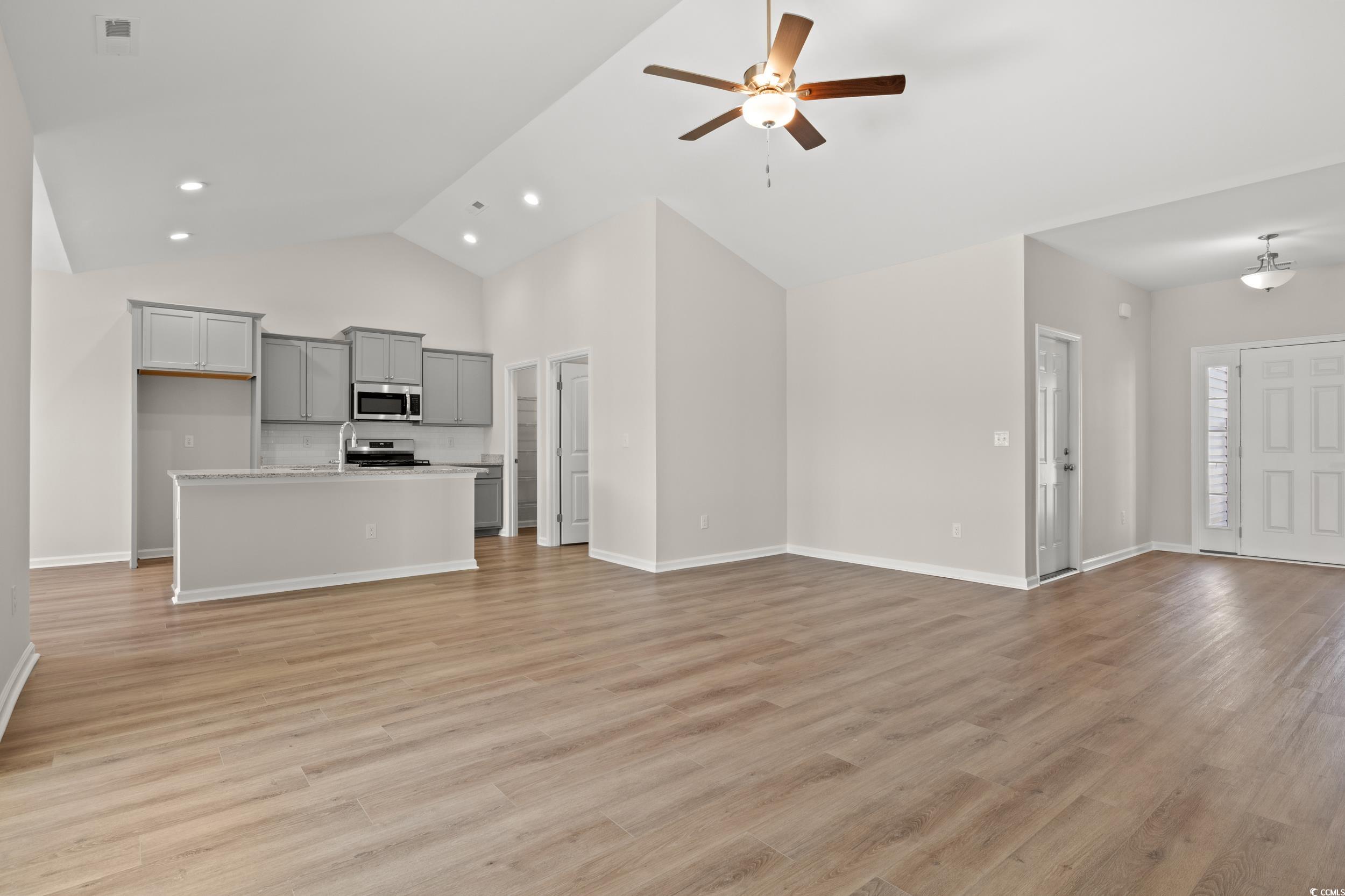 391 Lifestyle Court Property Photo 2