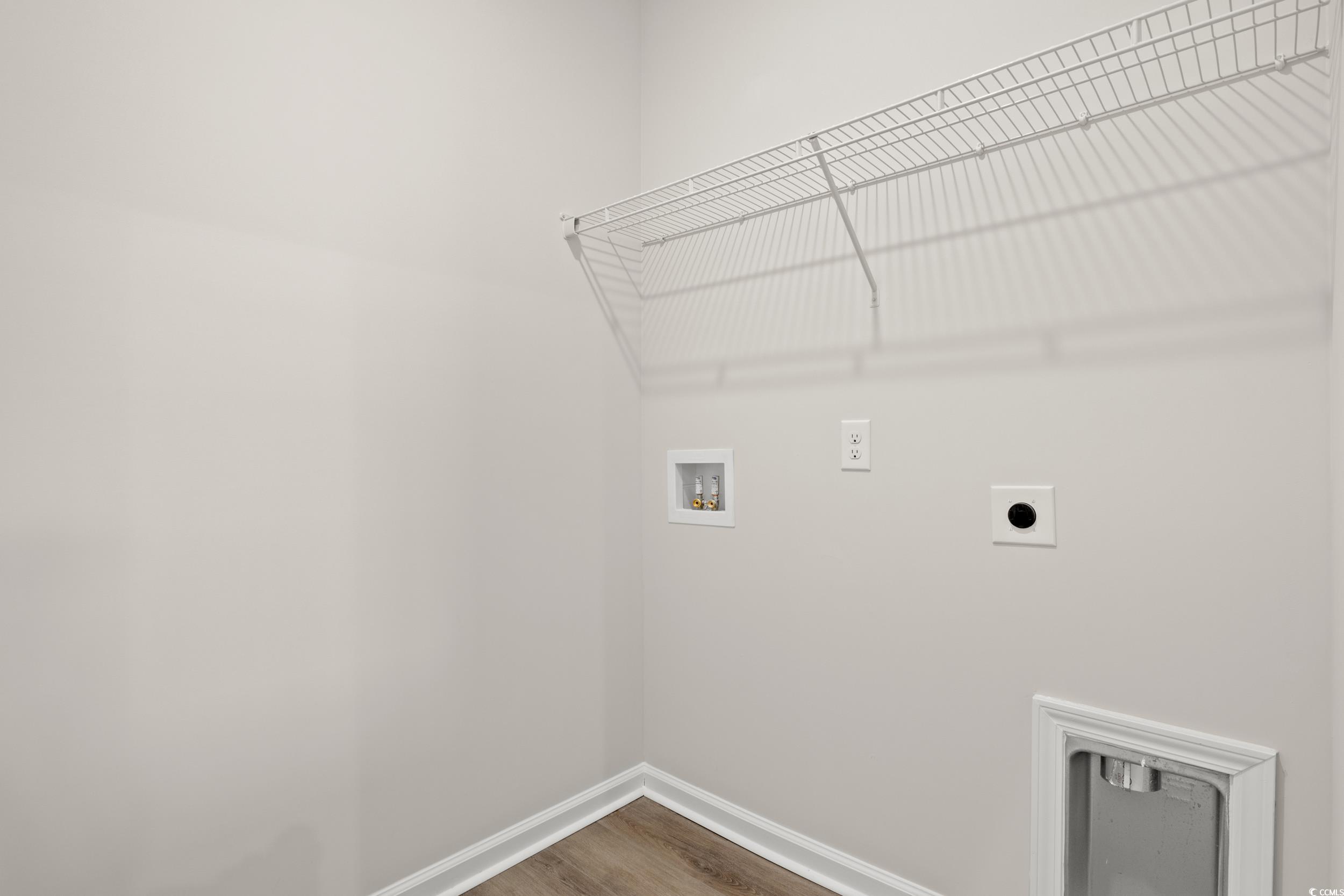 391 Lifestyle Court Property Photo 14