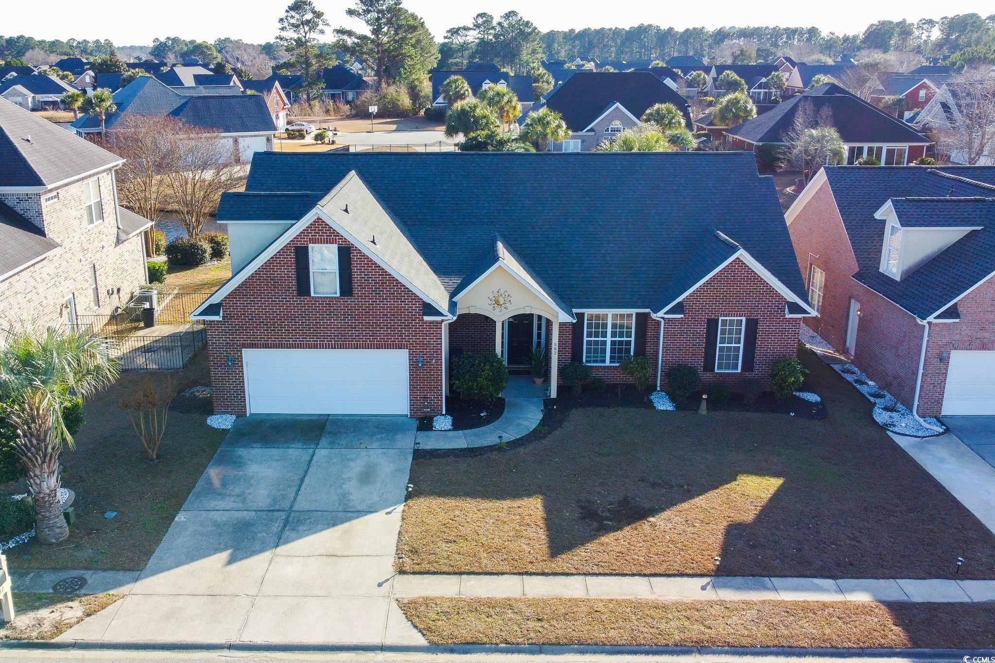 582 Summerhill Dr. Property Photo