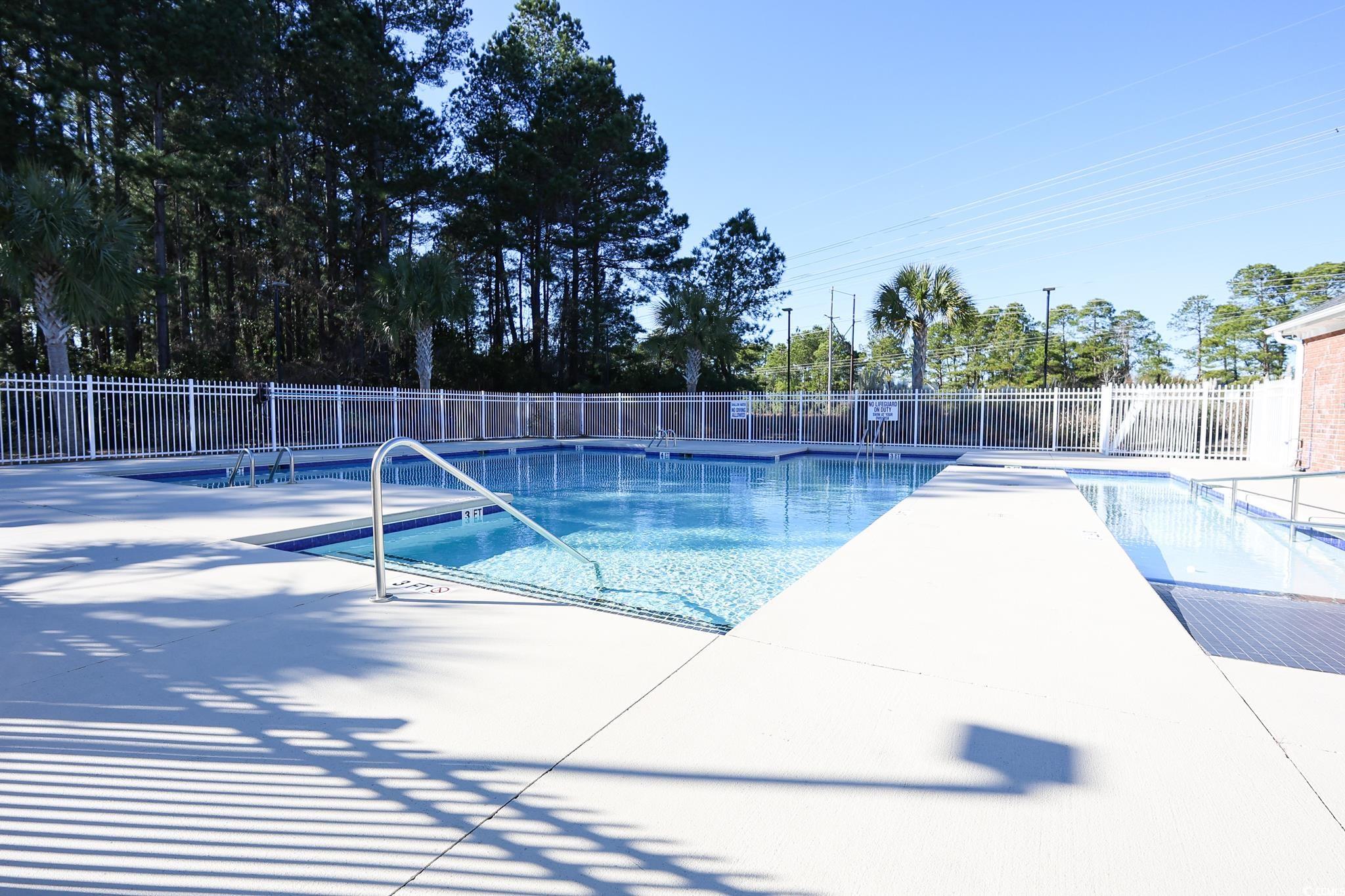 582 Summerhill Dr. Property Photo 20
