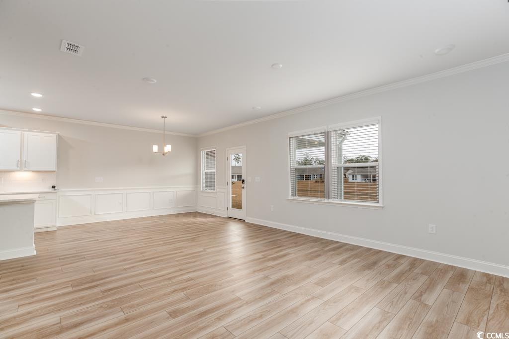 1332 Winding Creek Way Property Photo 2
